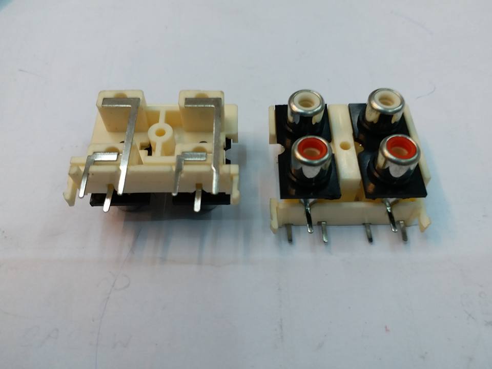 ขาย แจ็คRCA4P 6ขาลงปริ้น PCB แจ็คRCA4จุด 6ขาลงปริ้น PCB JACK RCA4 Pราคา ตัวล่ะ . . . . หน่วย บาท
