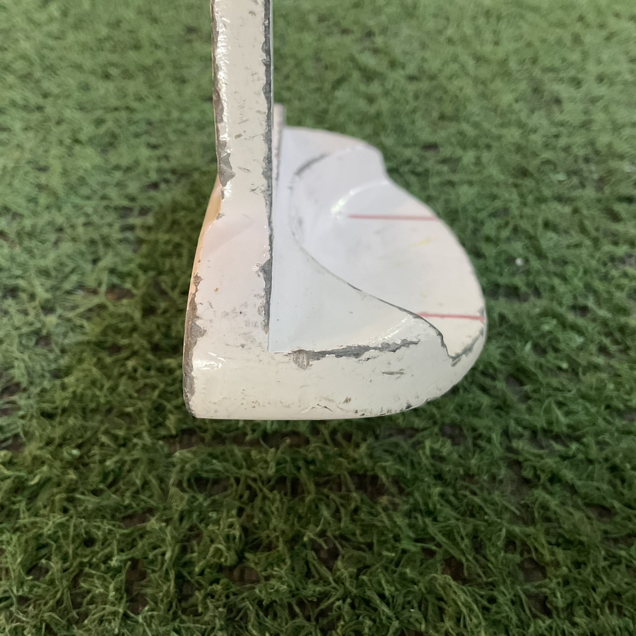 PUTTER IGNIO : FIRES YOU UP. ก้านเหล็ก