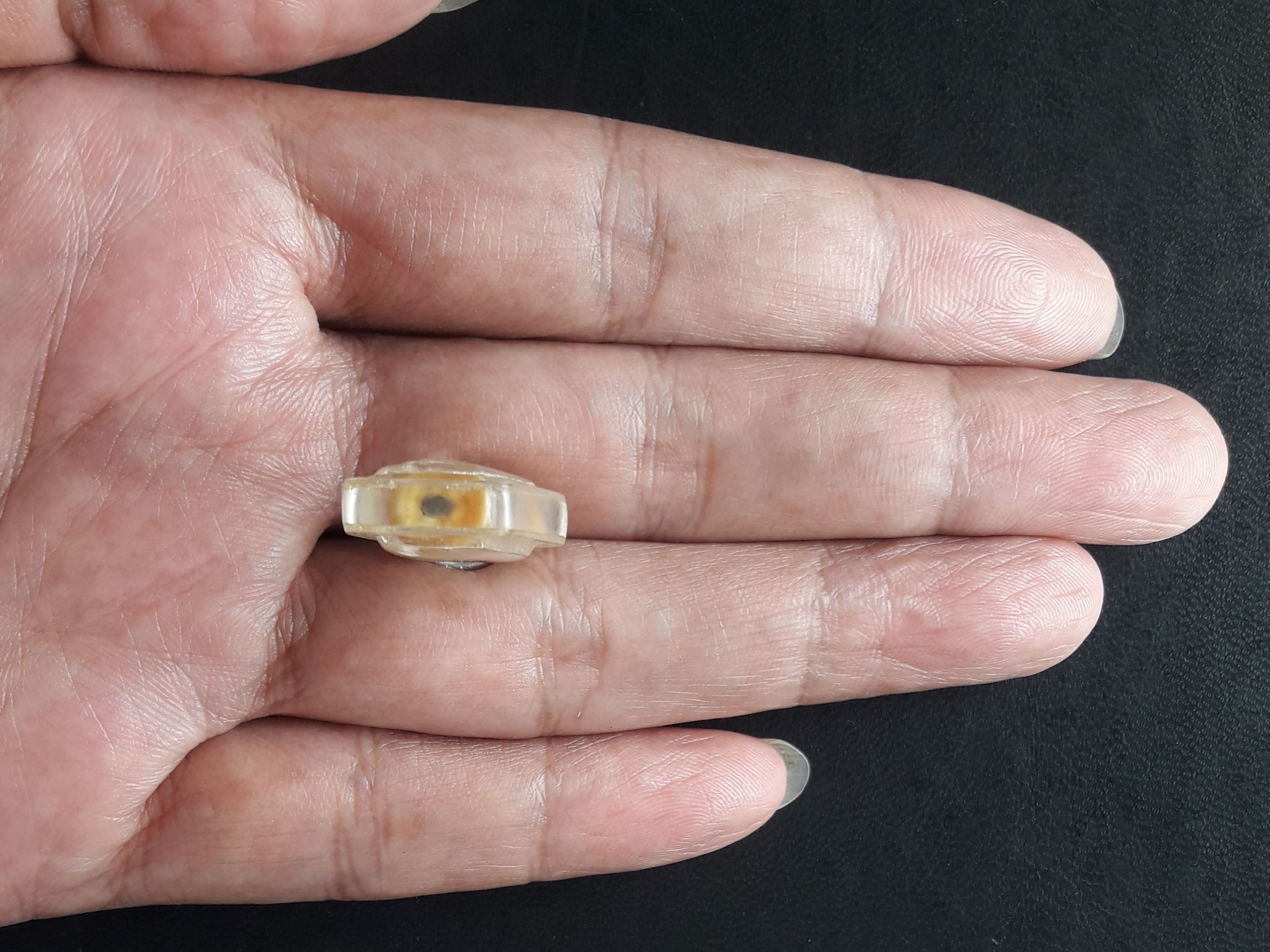 เสือ งานแกะเก่า ขนาดเล็ก ศิลป์ดี ไม่ทราบที่ พร้อมเลี่ยมครับ