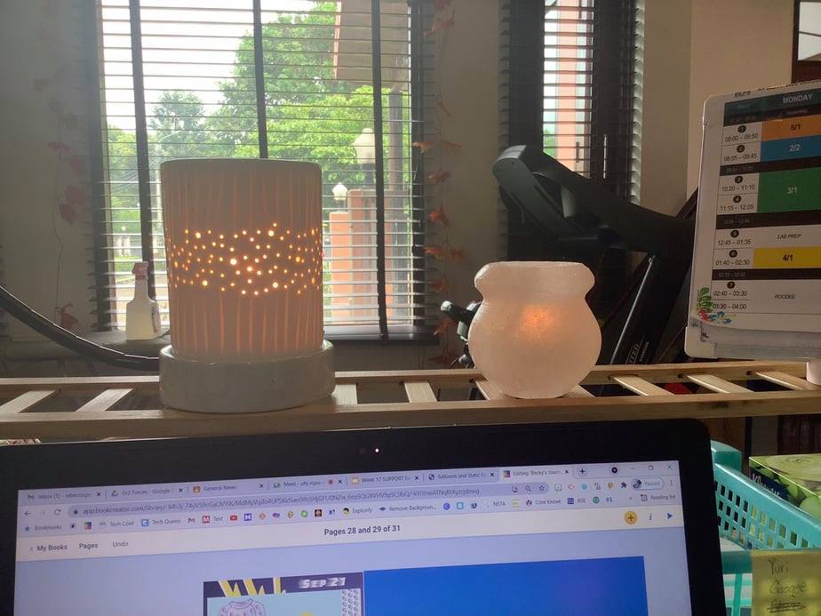 Himalayan Candle Holder Pot Shape เชิงเทียนเกลือหิมาลายันทรงถ้วย