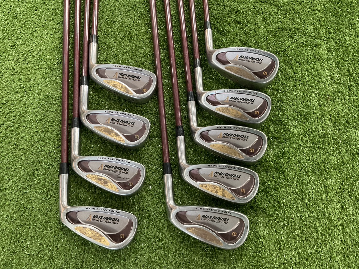 ไม้กอล์ฟ Wilson : TECHNO SPIN V ก้านกราไฟร์