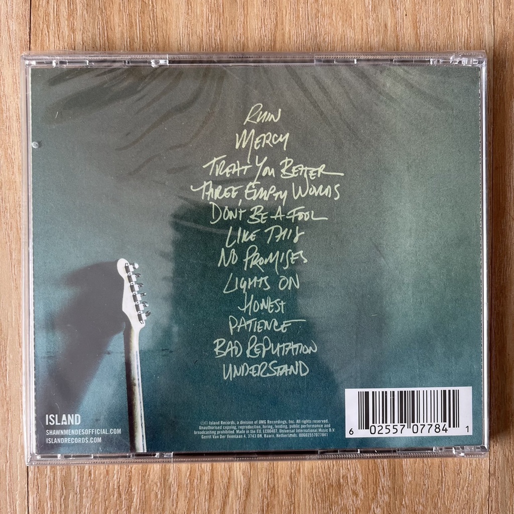 CD ซีดีเพลง Shawn Mendes – Illuminate แผ่นแท้ มือสอง สภาพดี