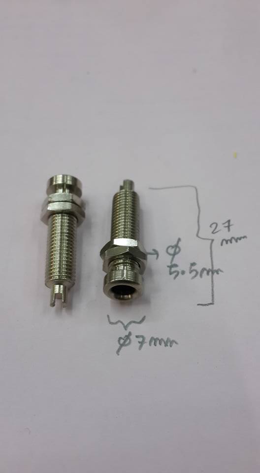 แจ็คเกลียวเหล็กเส้นผ่านศูนย์กลางตัว5.5xยาว27MMขั้วแจ็คไบริ่งโฟสตัวเมียราคาตัวล่ะ