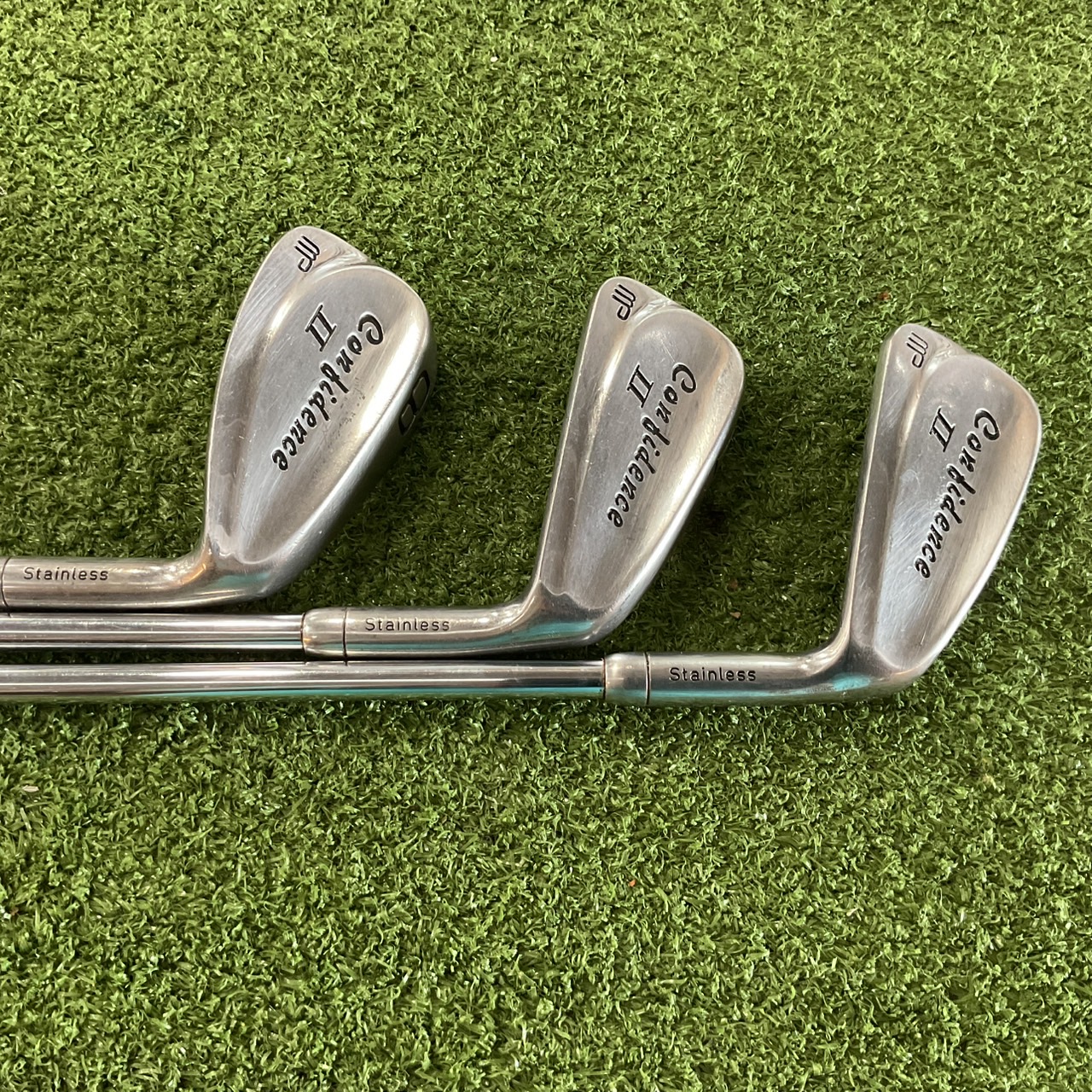 ไม้กอล์ฟ Confidence II / LITE ก้านเหล็ก