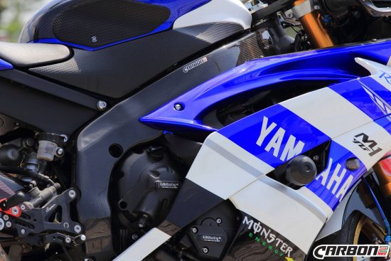 ครอบเฟรม CARBON2RACE FOR YAMAHA R6