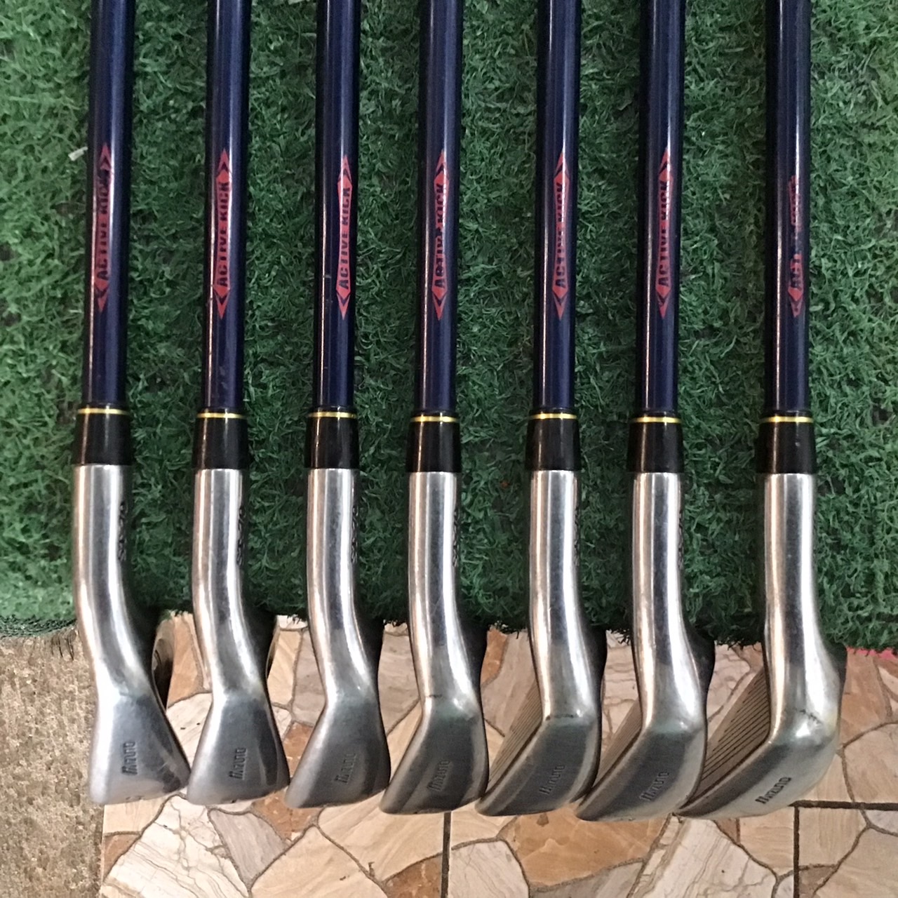 ไม้กอล์ฟ Mizuno : NOTUS SYNCHRO TURN ST-70 / α-Ti ก้านกราไฟร์