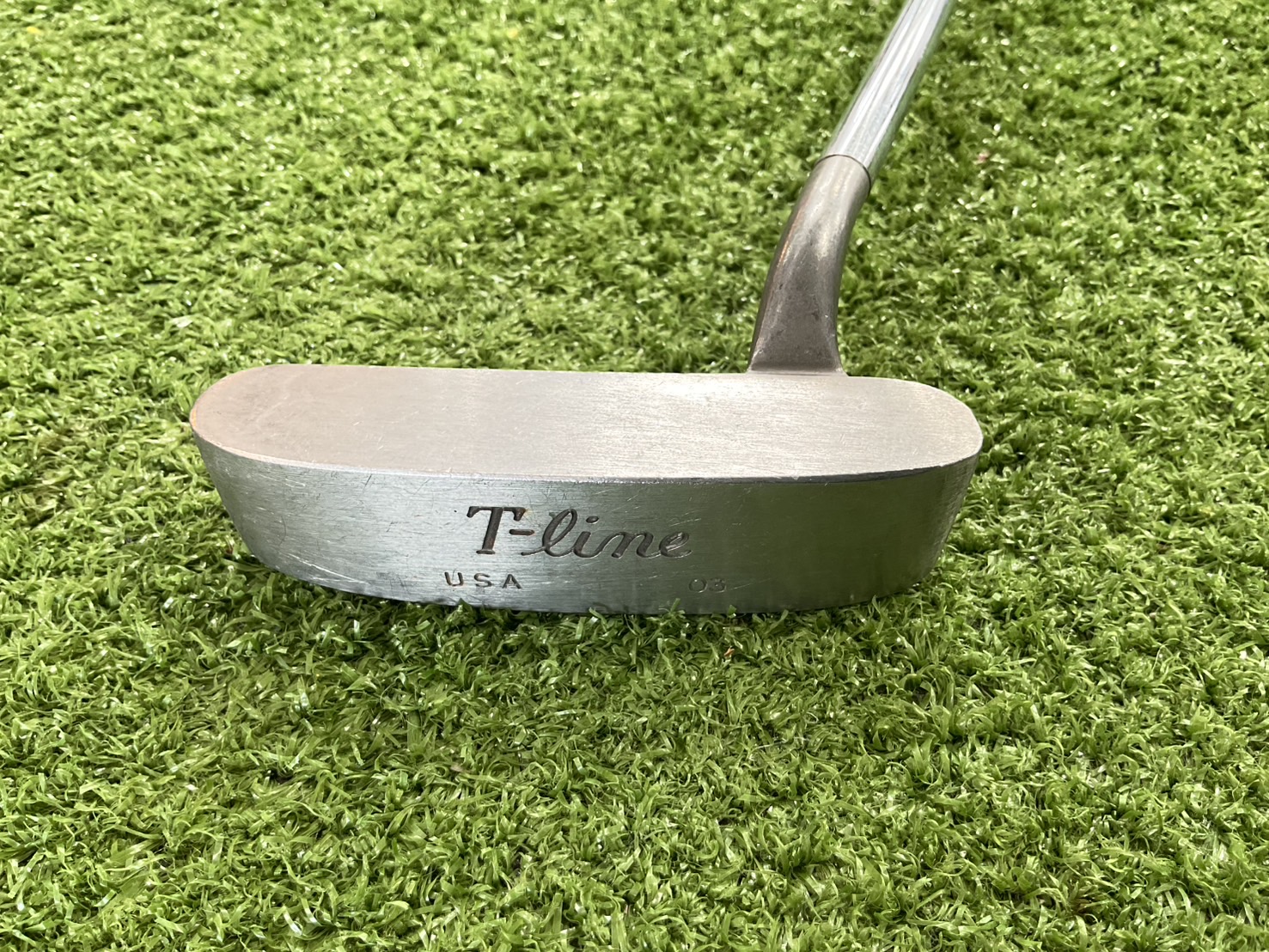 PUTTER T-line USA 03 ก้านเหล็ก