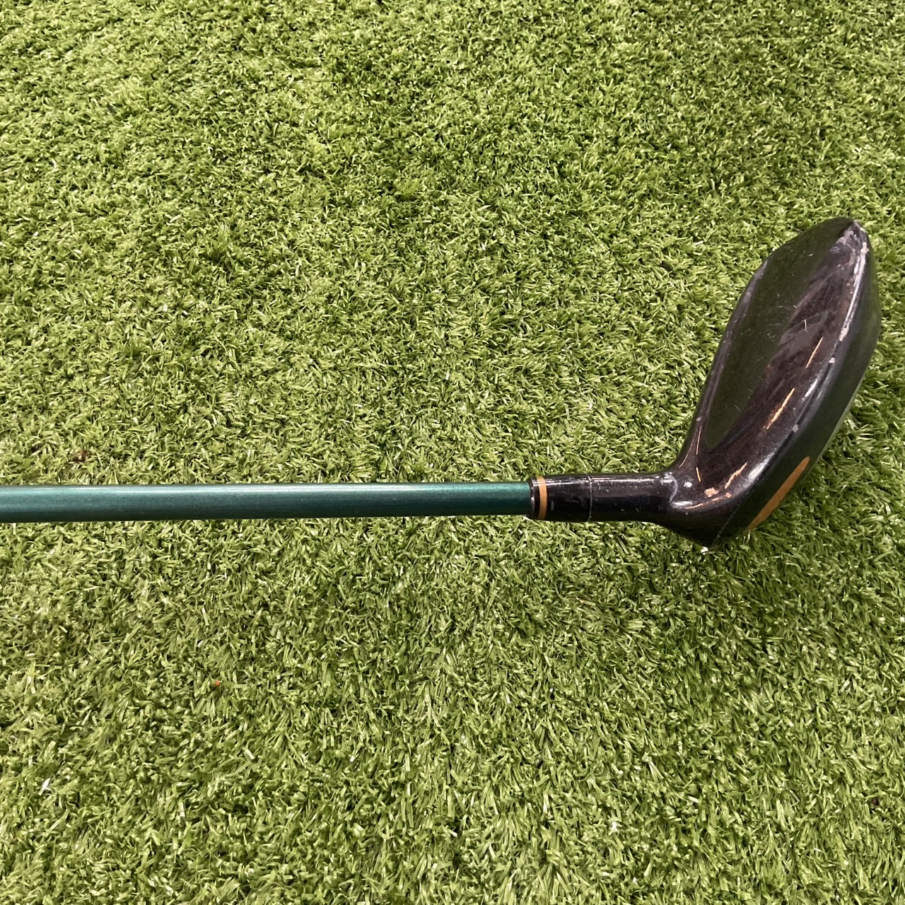 UTILITY 26° a.m.c. : Fx SHALLOW #9/ GREEN STAGE Flex-R ก้านกราไฟร์