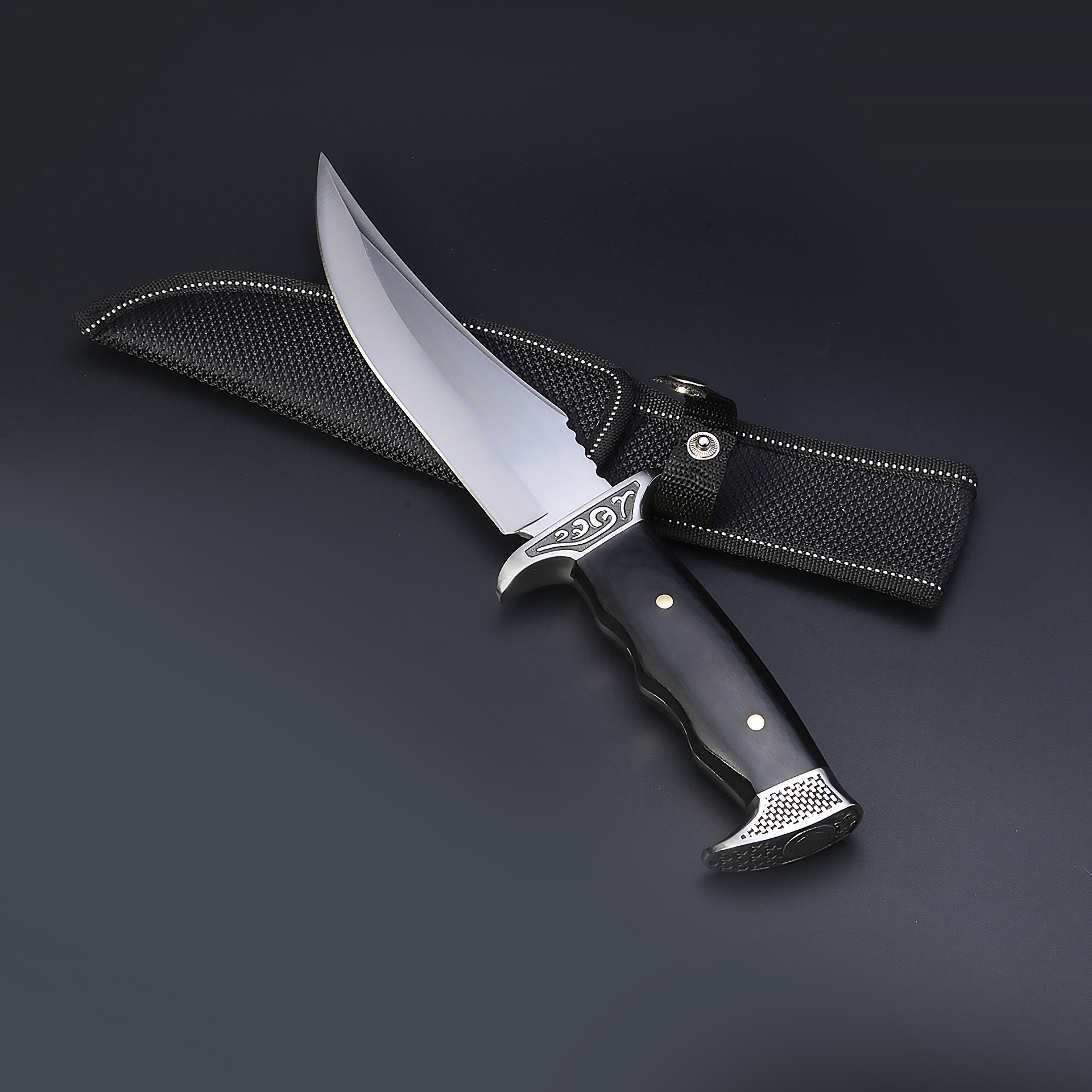 Black Knife อุปกรณ์เดินป่า มีดพก มีดเดินป่า มีดพกใบตาย มีดพกเดินป่า ใบมีดสแตนเลส ยาวรวมด้ามมีด 29.6 ซม. 1 490 กรัม Black 29.6 cm.