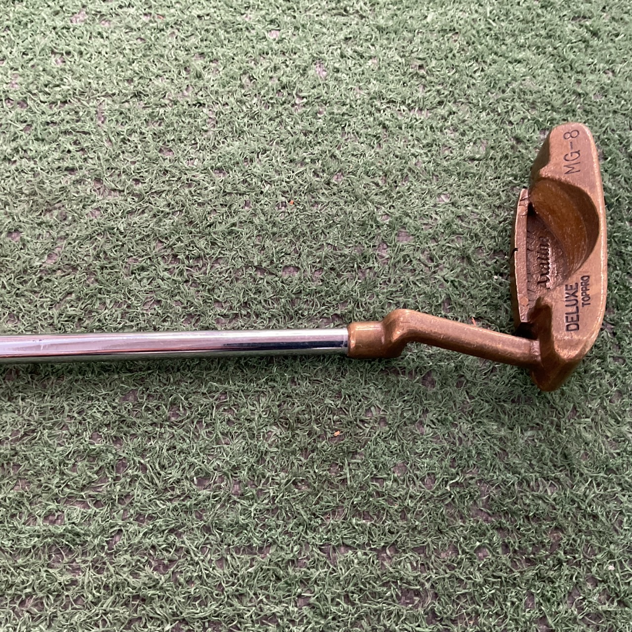 PUTTER Axaline : DELUXE TOPPRO MG-8 ก้านเหล็ก