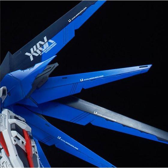 Effect set and decal for MG 1/100 Freedom Gundam 2.0