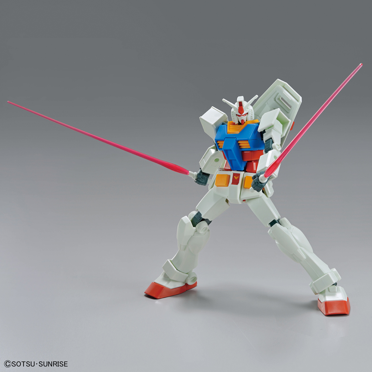 1062033 BANDAI SPIRITS ENTRY GRADE RX-78-2 GUNDAM (FULL WEAPON SET)