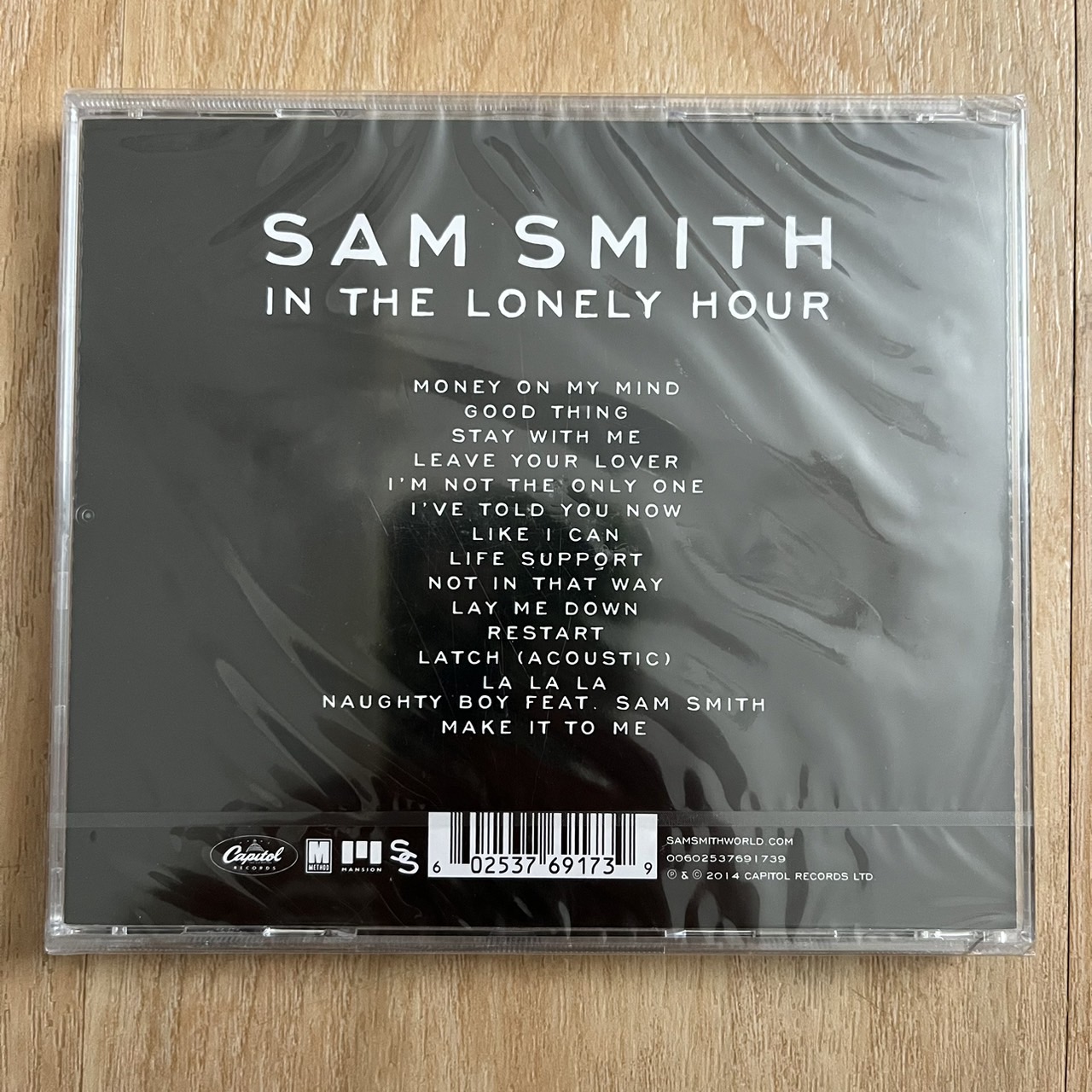 CD ซีดีเพลง Sam Smith – In The Lonely Hour (แท้,มือหนึ่ง,ซีล) ซีลขาดตามรูปที่2