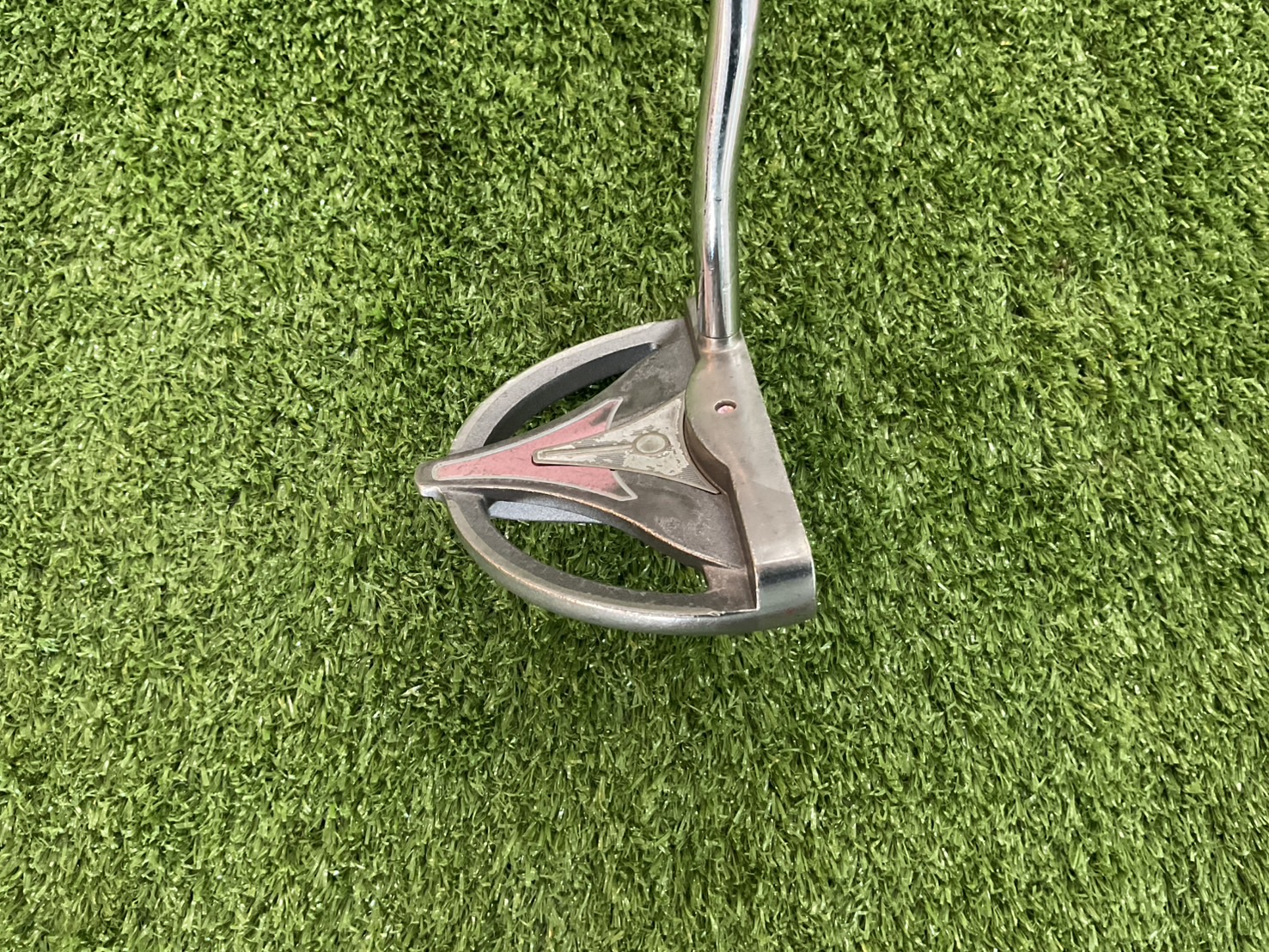 PUTTER BRIDGESTONE : TOURSTAGE ViQ CL ก้านเหล็ก