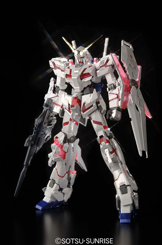 MG 1/100 RX-0 Unicorn Gundam Ver.Ka Titanium Finish