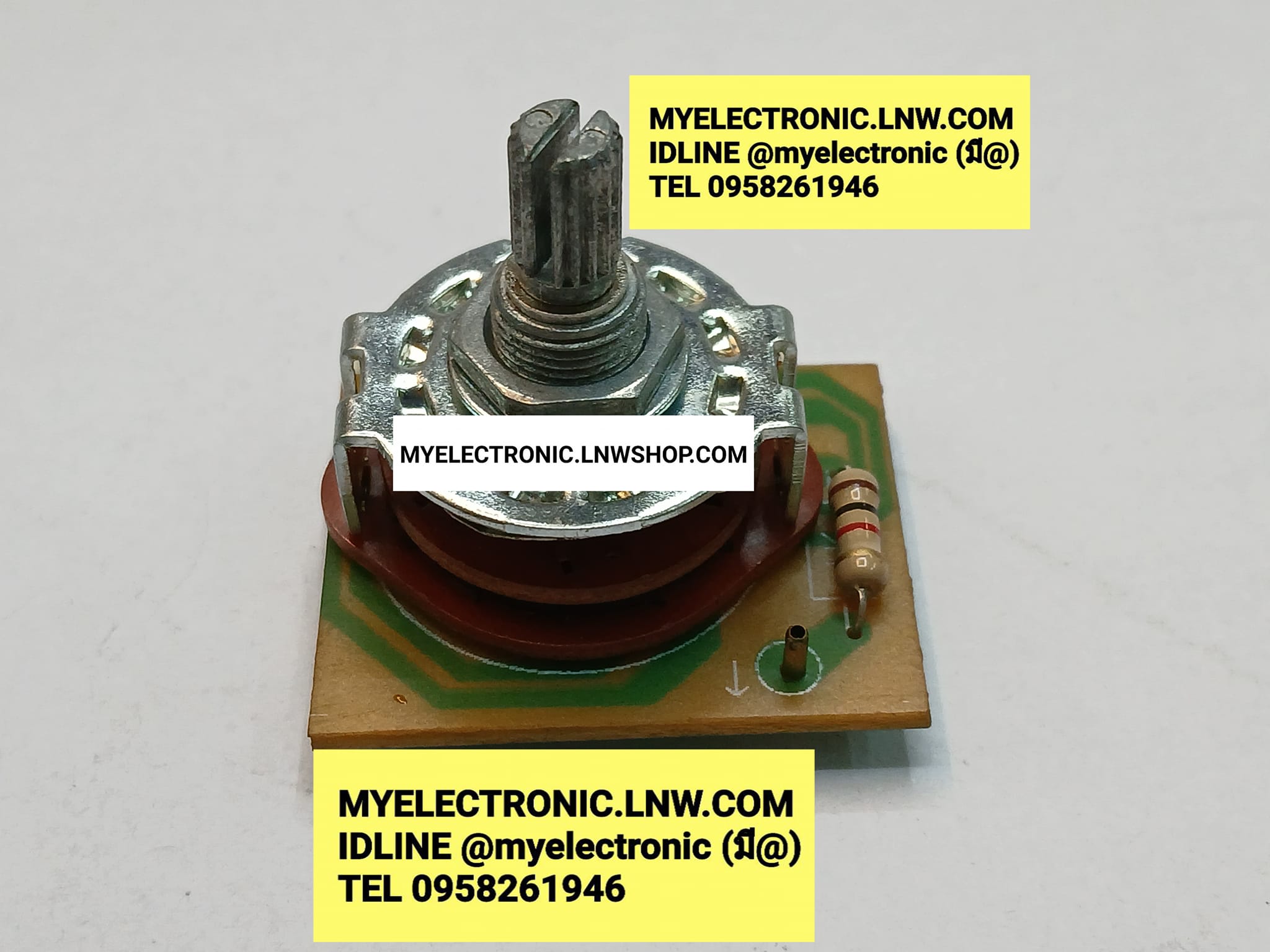 ขาย สวิทช์เลือกช่อง อะแดปเตอร์ ตัวเลือกช่อง SELECTOR ADAPTOR 5ช่อง4แก๊ก ห้าช่องสี่แก๊ก รุ่น ST-150 MODEL ST150ยี่ห้อ ราคา ตัวละ . . . . . หน่วย บาท