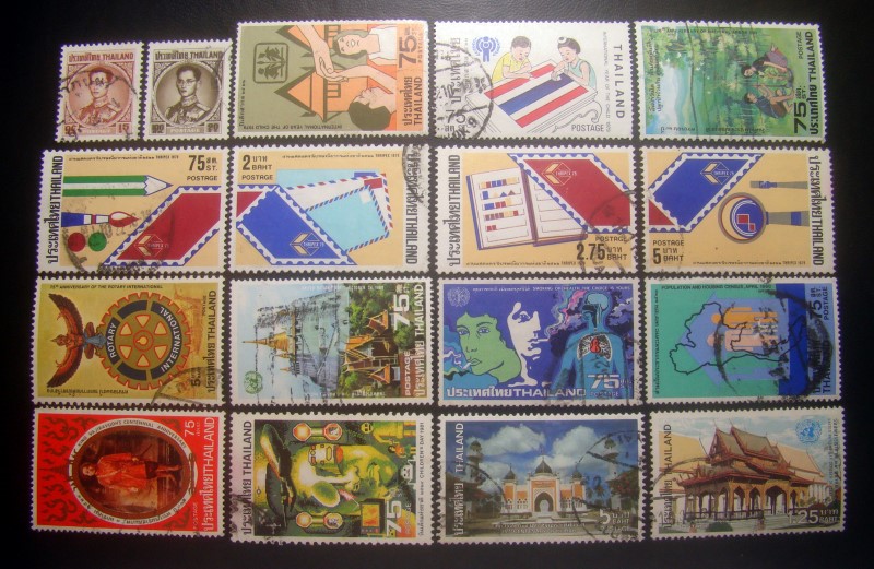 s3062-แสตมป์ในหลวง ร.9 ชุดที่4 พ.ศ.2506 จำนวน 2 ดวง + แสตมป์ปี 2522-24 จำนวน 11 ชุด ใช้แล้ว ราคาเบา น่าสะสมครับ