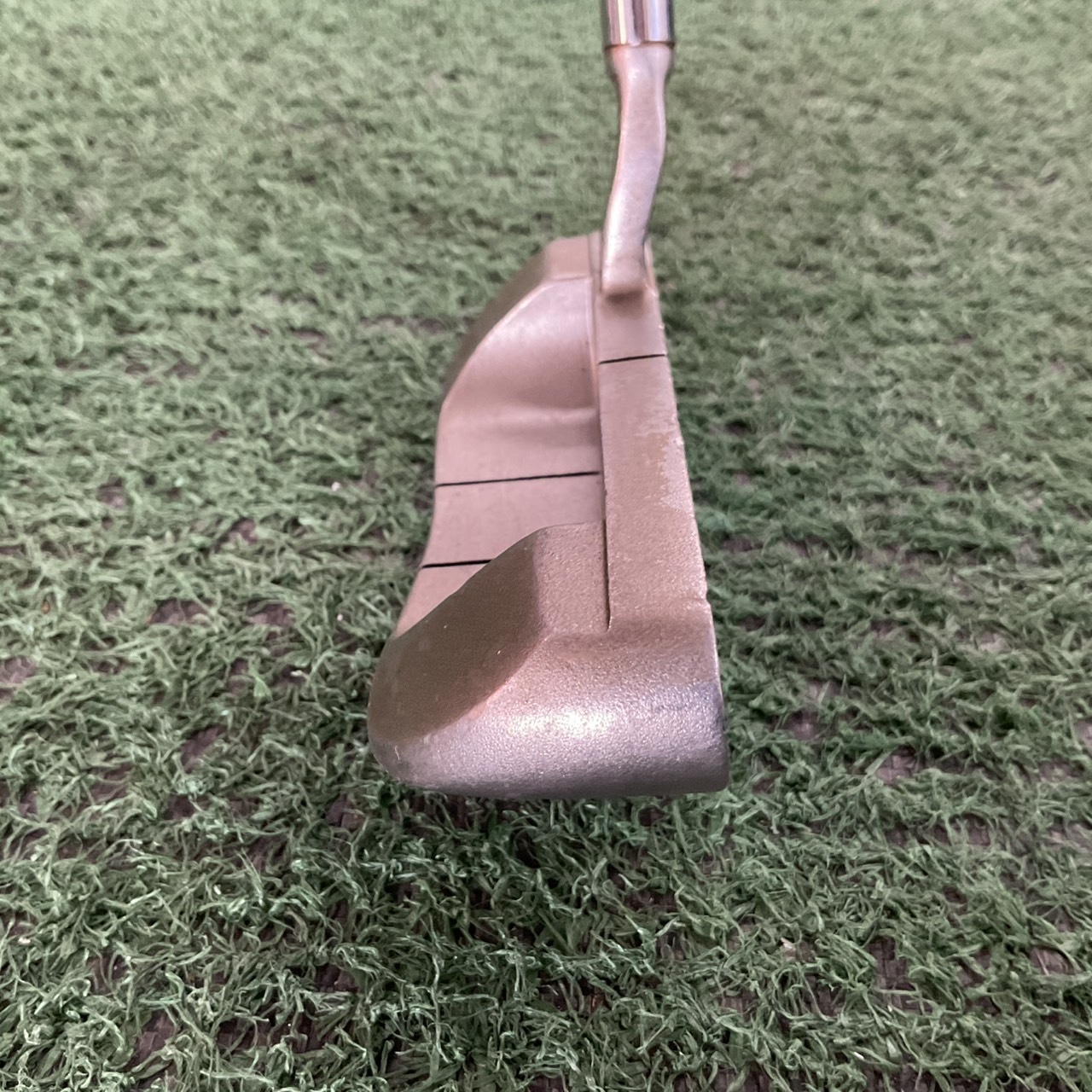 PUTTER ODYSSEY : DF™ 992 ก้านเหล็ก