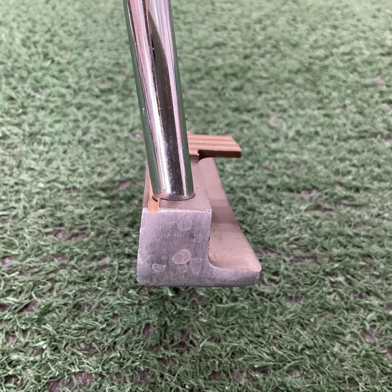 PUTTER LYNX : Seville ก้านเหล็ก