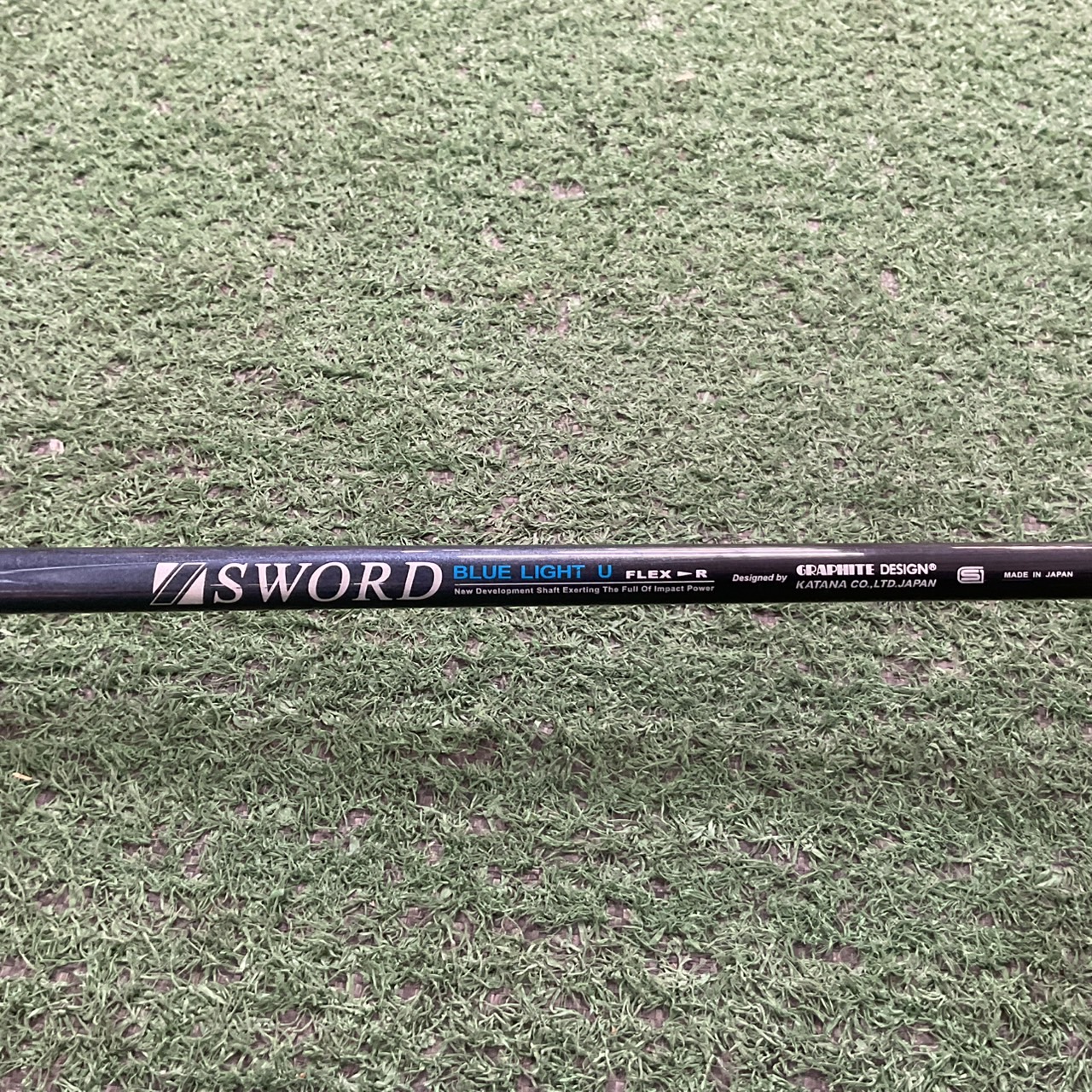 UTILITY 17 องศา SWORD : iZU UT3 / BLUE LIGHT U FLEX-R ก้านกราไฟร์