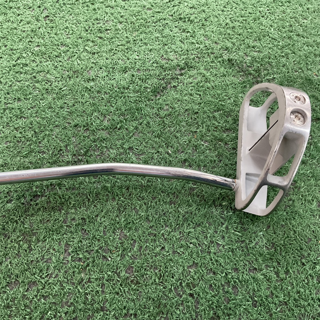 PUTTER OLN : E-TOUR ก้านเหล็ก