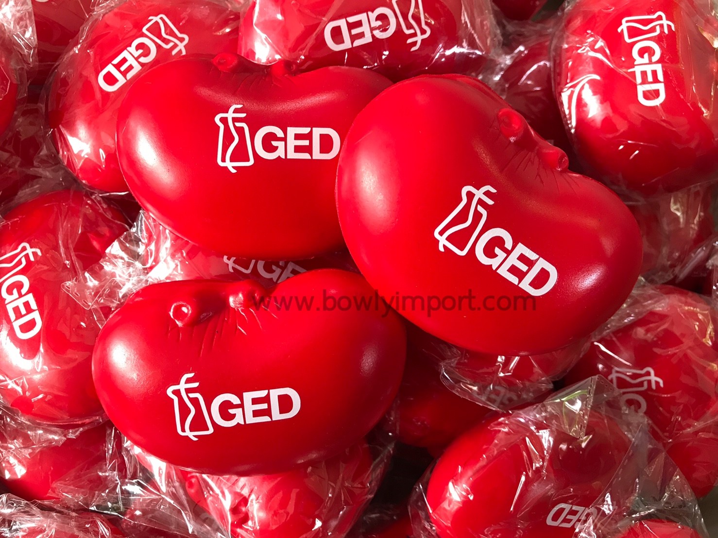 ผลิตลูกบอลบีบ บริหารมือ พร้อมโลโก้