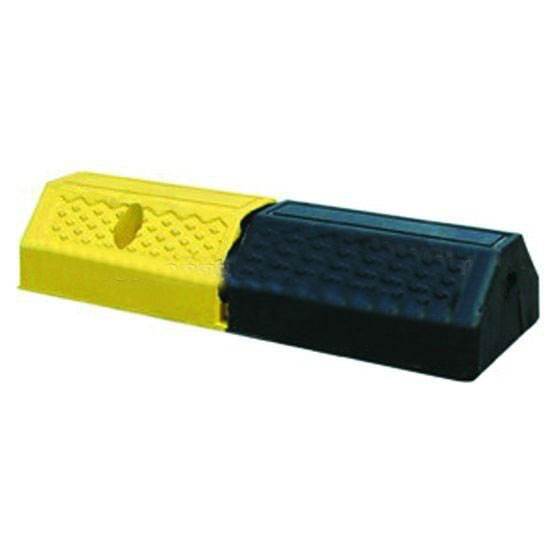 ยางกั้นล้อ สำหรับที่จอดรถ ขนาด 50x15x10 ซม.