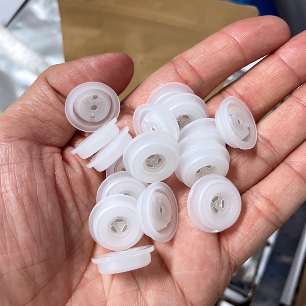 ถุงฟอยล์กาแฟ ถุงใส่เมล็ดกาแฟ ขยายข้างตั้งได้ (มีวาล์ว)ไม่ติดซิป รุ่นมีรูระบาย (10 ใบ)