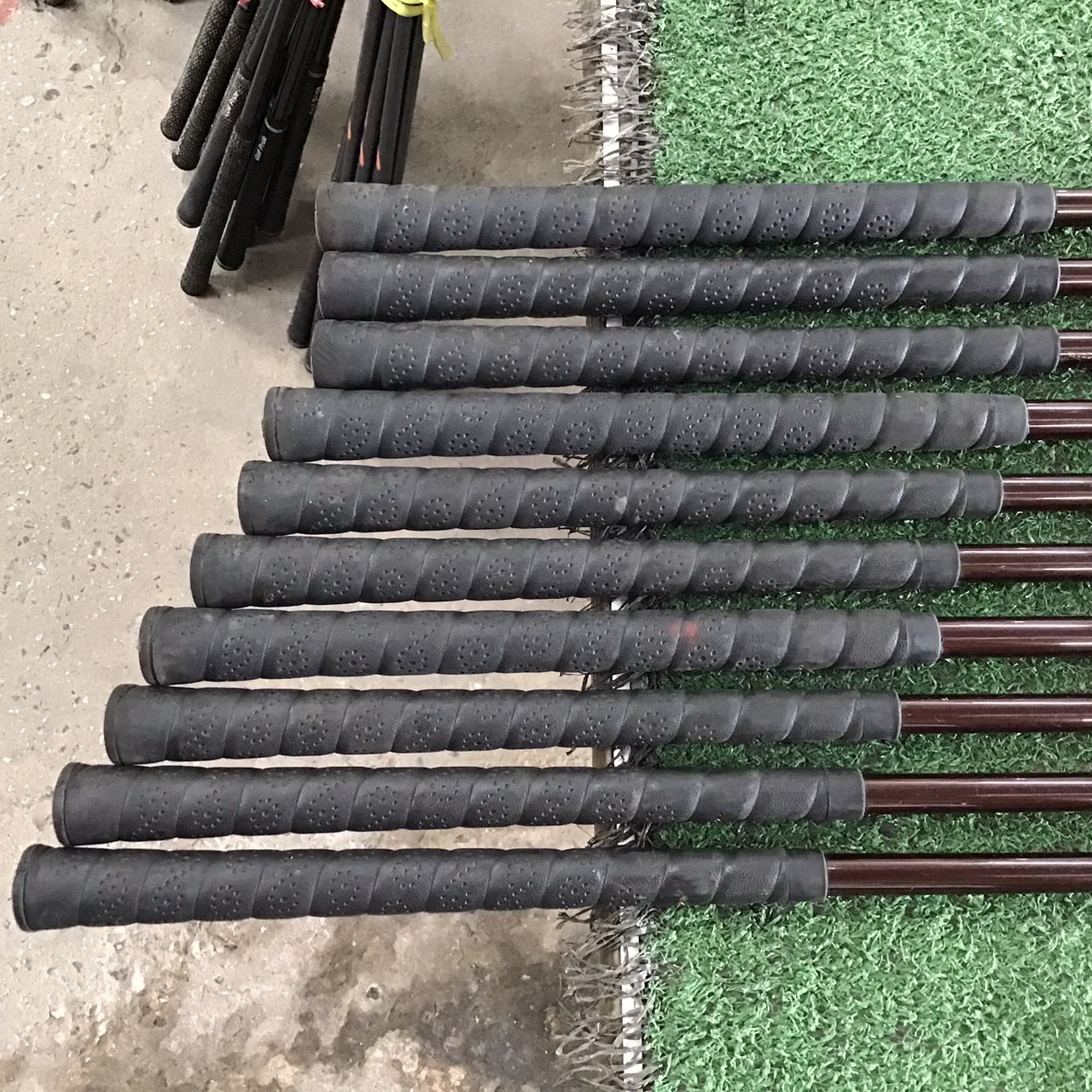 ไม้กอล์ฟ DUNLOP : TOUR303 / Hi-Carbon ก้านกราไฟร์
