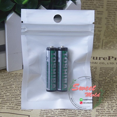 ถุงซองซิปหน้าใสพื้นหลังขาวมีรูแขวนกลมมีที่ฉีก 100 ชิ้น (คลิกเพื่อเลือกขนาด)