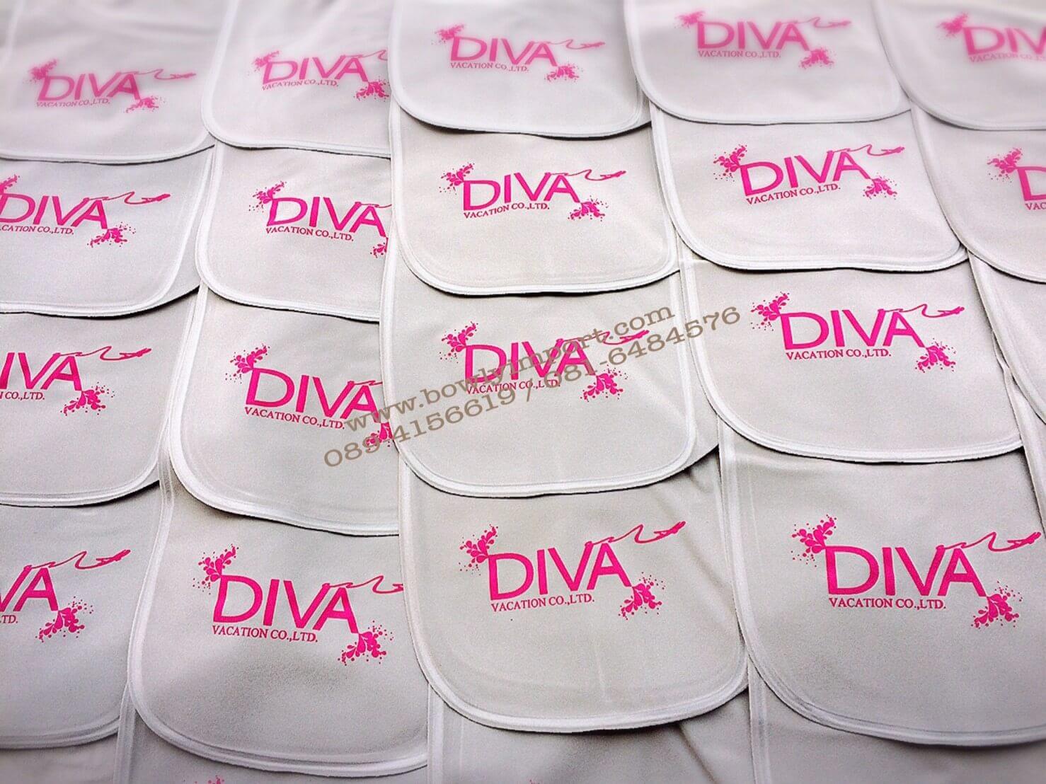 หมอนรองคอเป่าลม เนื้อผ้ากำมะหยี่ พร้อมสกรีนโลโก้