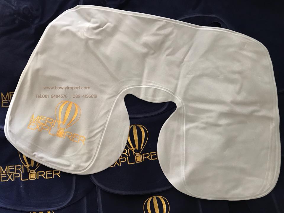 หมอนรองคอเป่าลม เนื้อผ้ากำมะหยี่ พร้อมสกรีนโลโก้