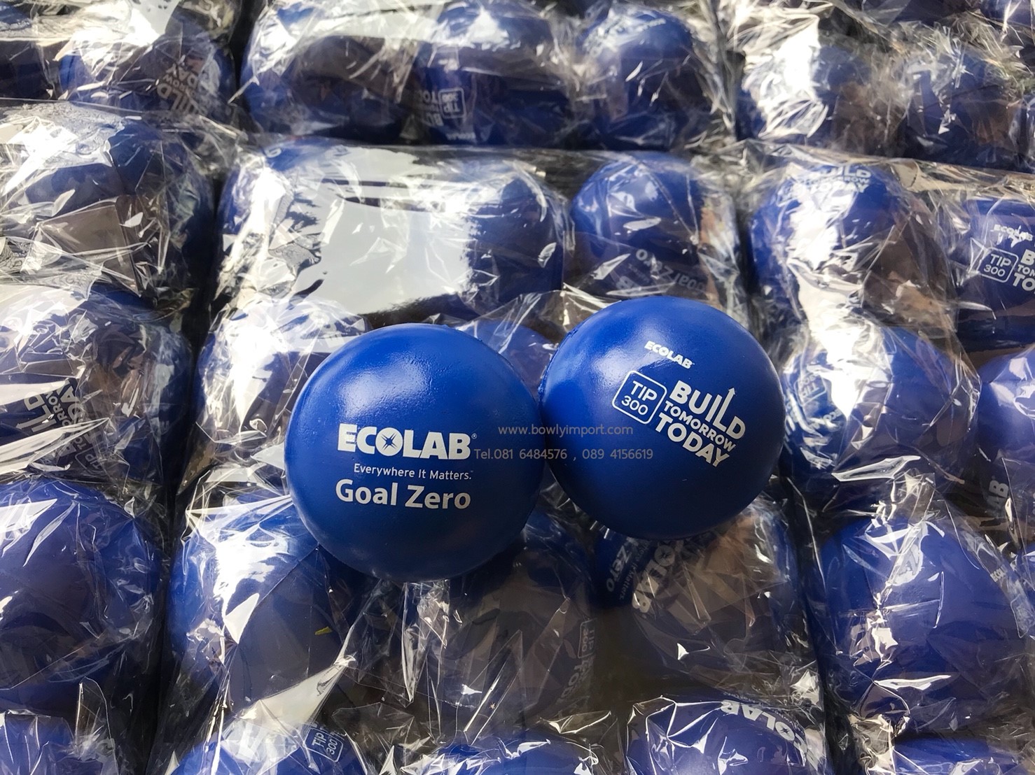 ผลิตลูกบอลบีบ บริหารมือ พร้อมโลโก้