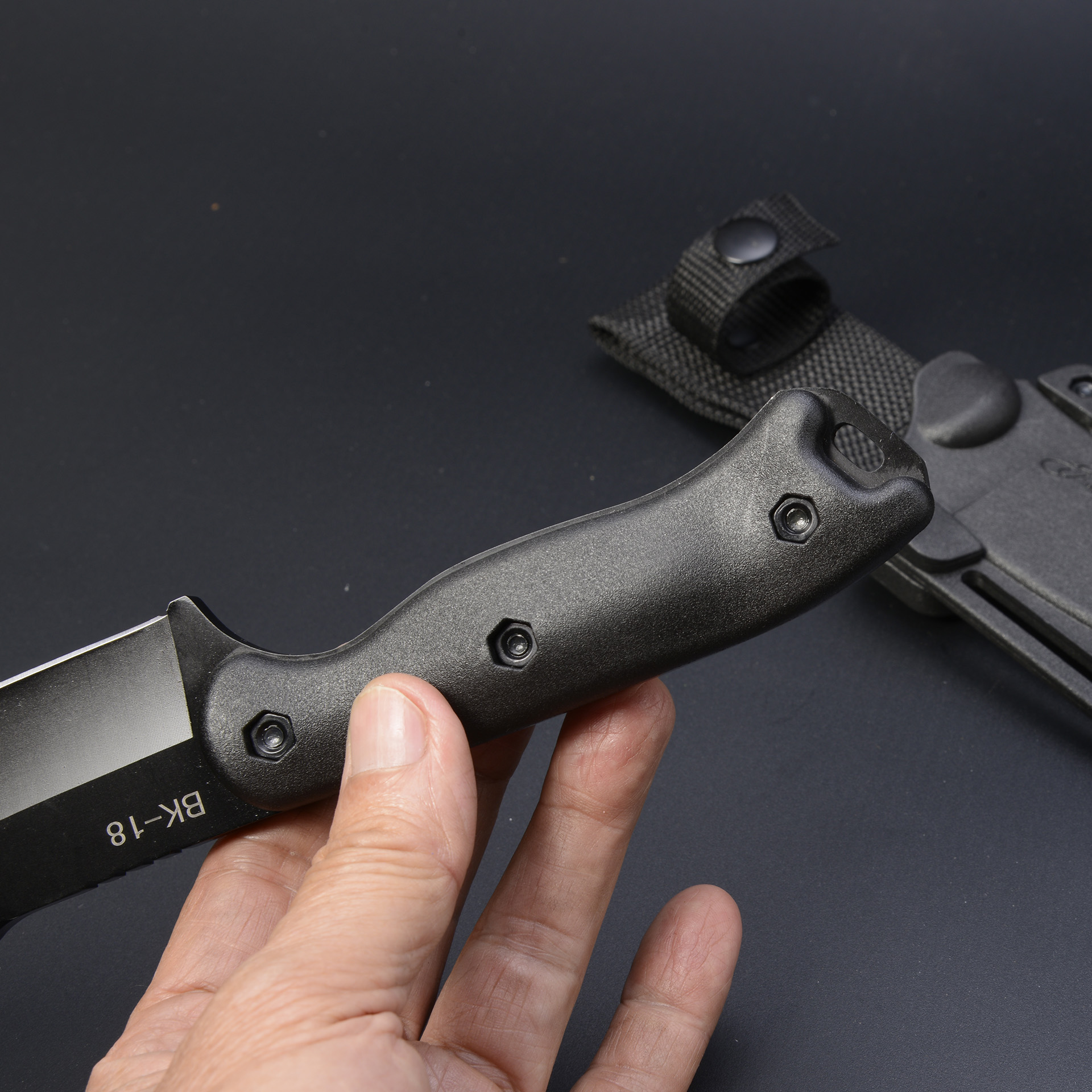 ชิ้น 330 กรัม Black 23.5 cm.