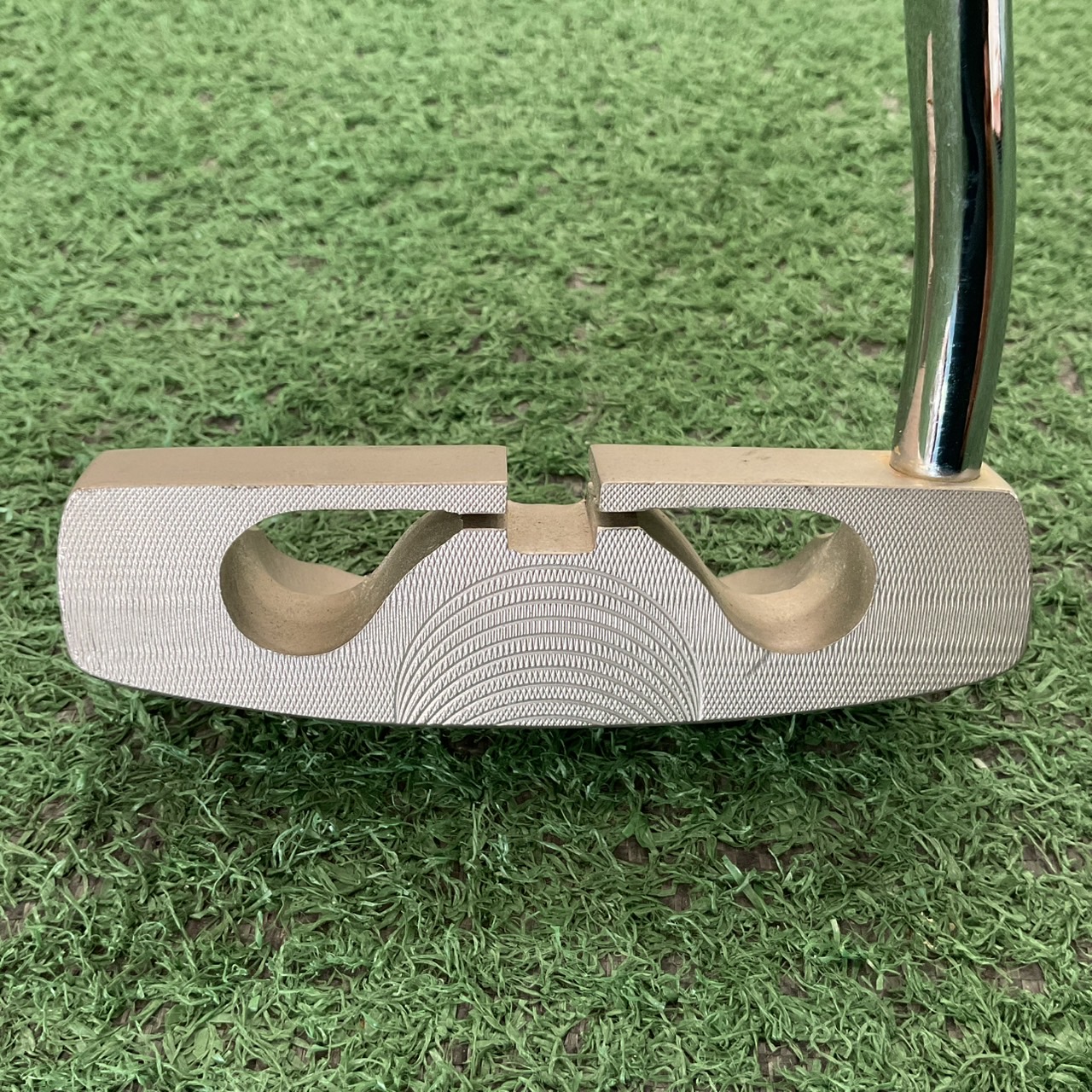 PUTTER Cores : TYPE 001 ก้านเหล็ก