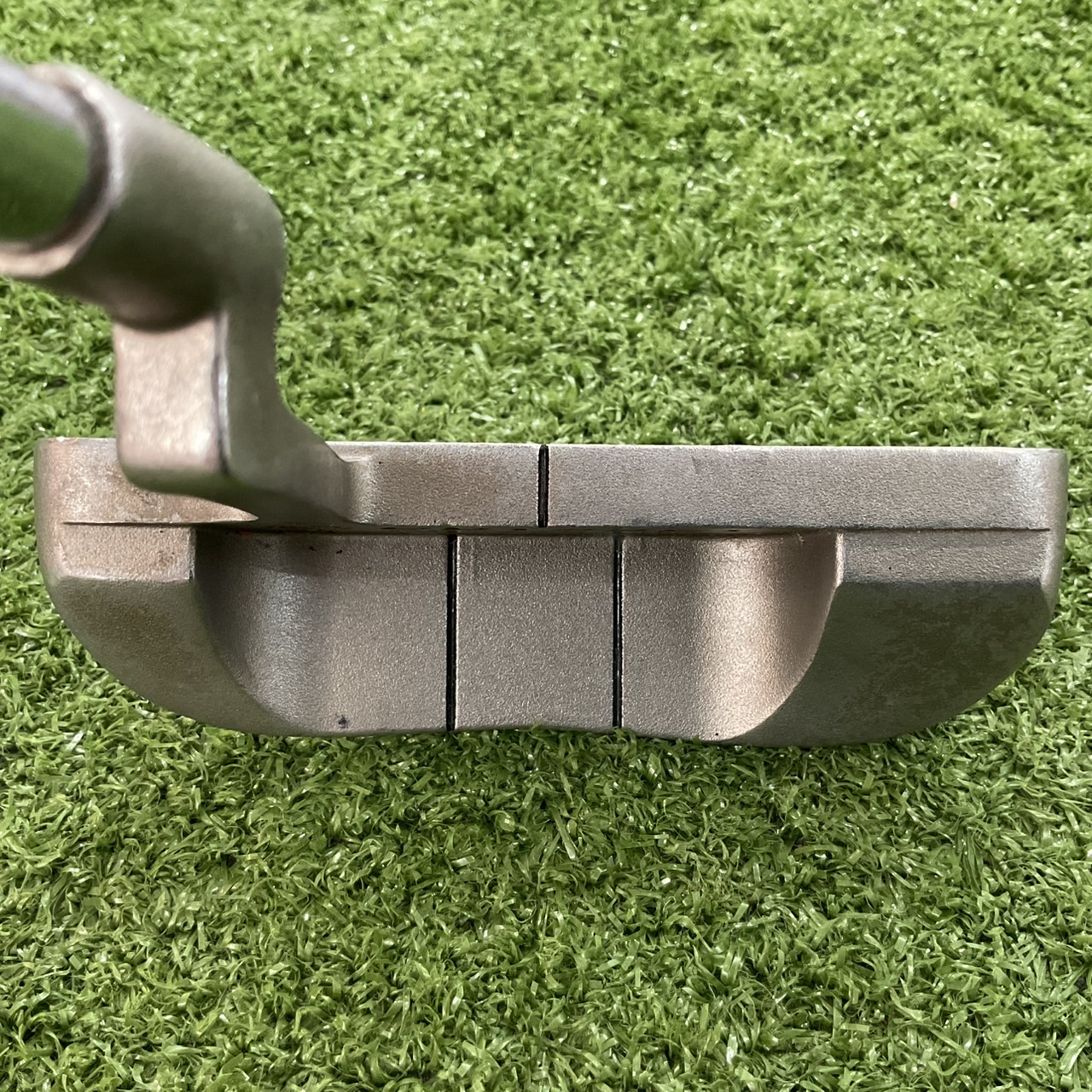 PUTTER ODYSSEY : DF™ 990 ก้านเหล็ก