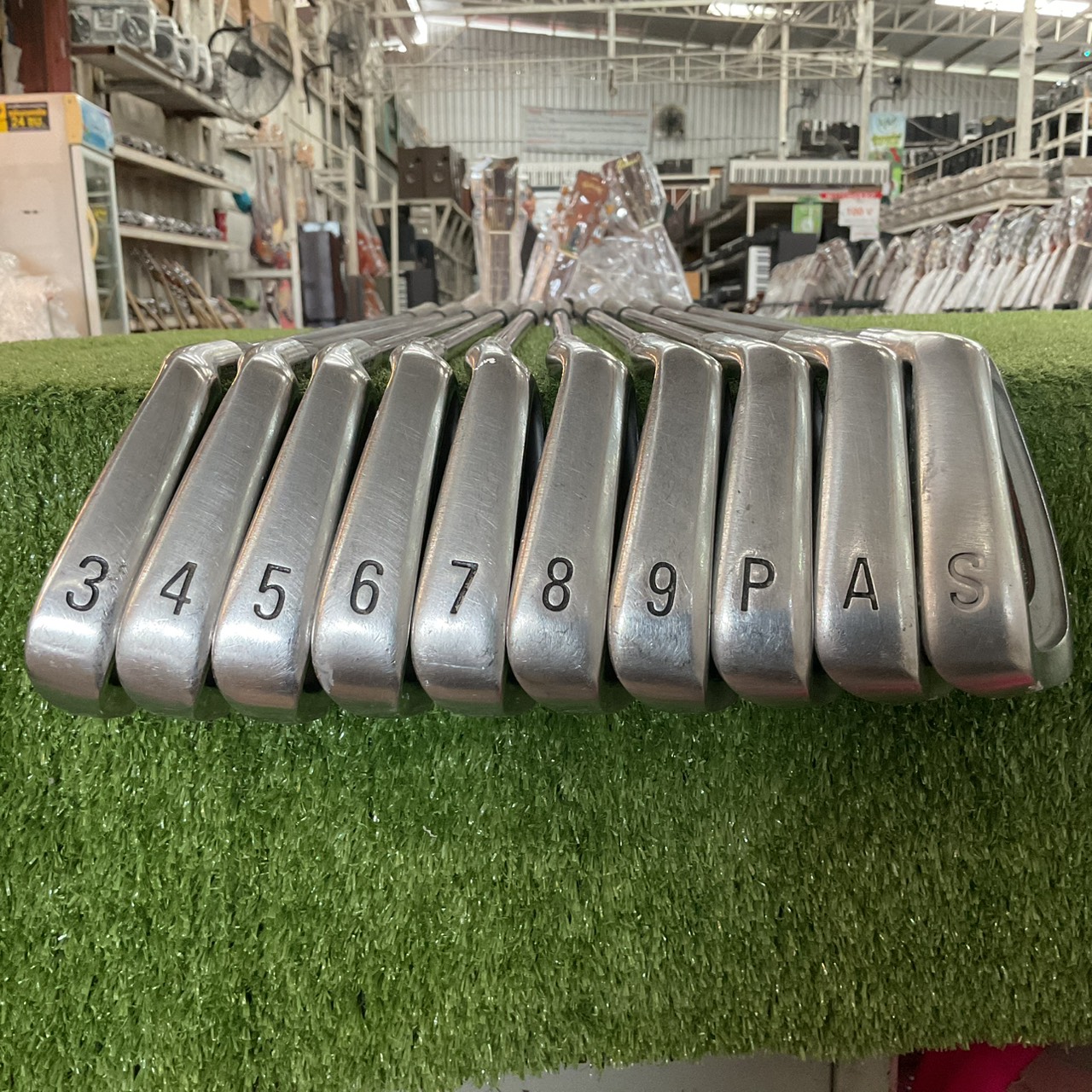 ไม้กอล์ฟ Prodyn : Dyn1 HI-TOP / AMORPHOUS ก้านกราไฟร์