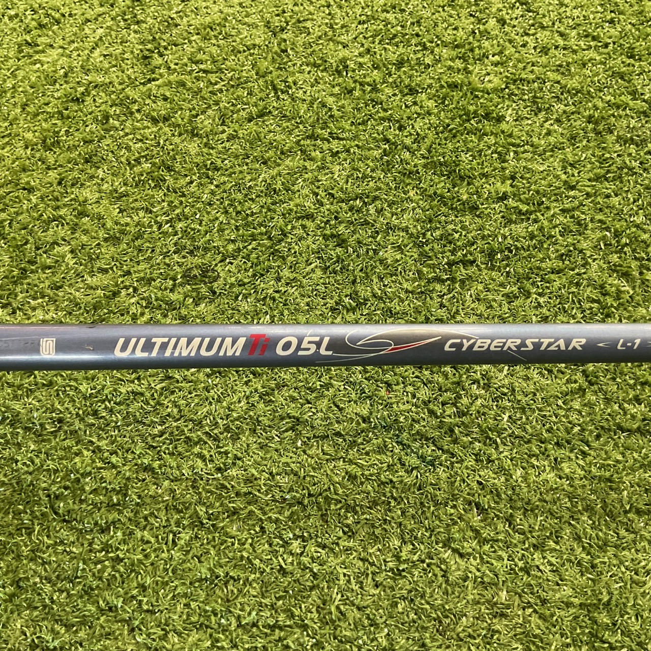 UTILITY 25° YONEX : CYBERSTAR 5000FL #9/ Ti05L Flex-L ก้านกราไฟร์ (สำหรับผู้หญิง)