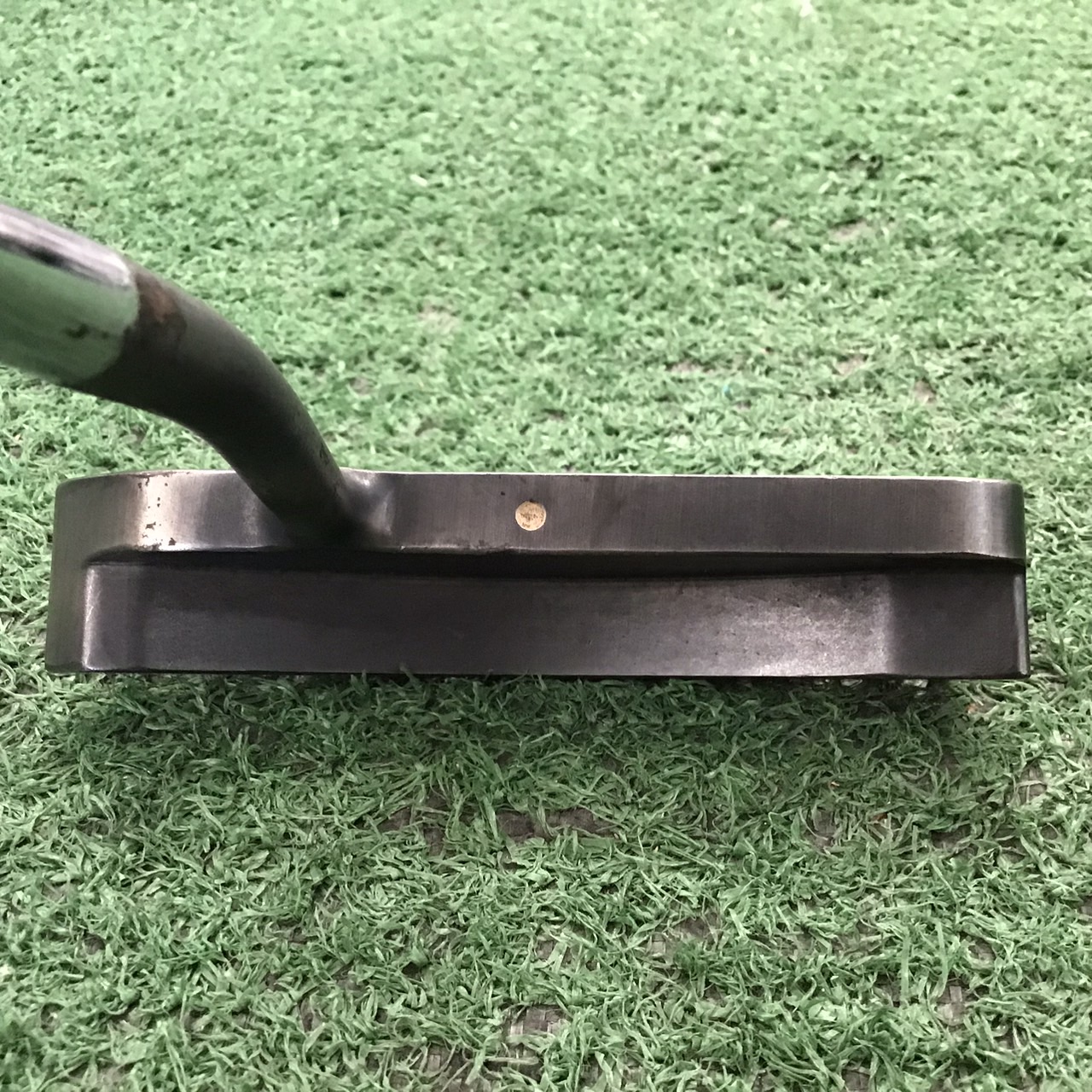 PUTTER Cleveland Classics : KG 8 MILLED ก้านเหล็ก