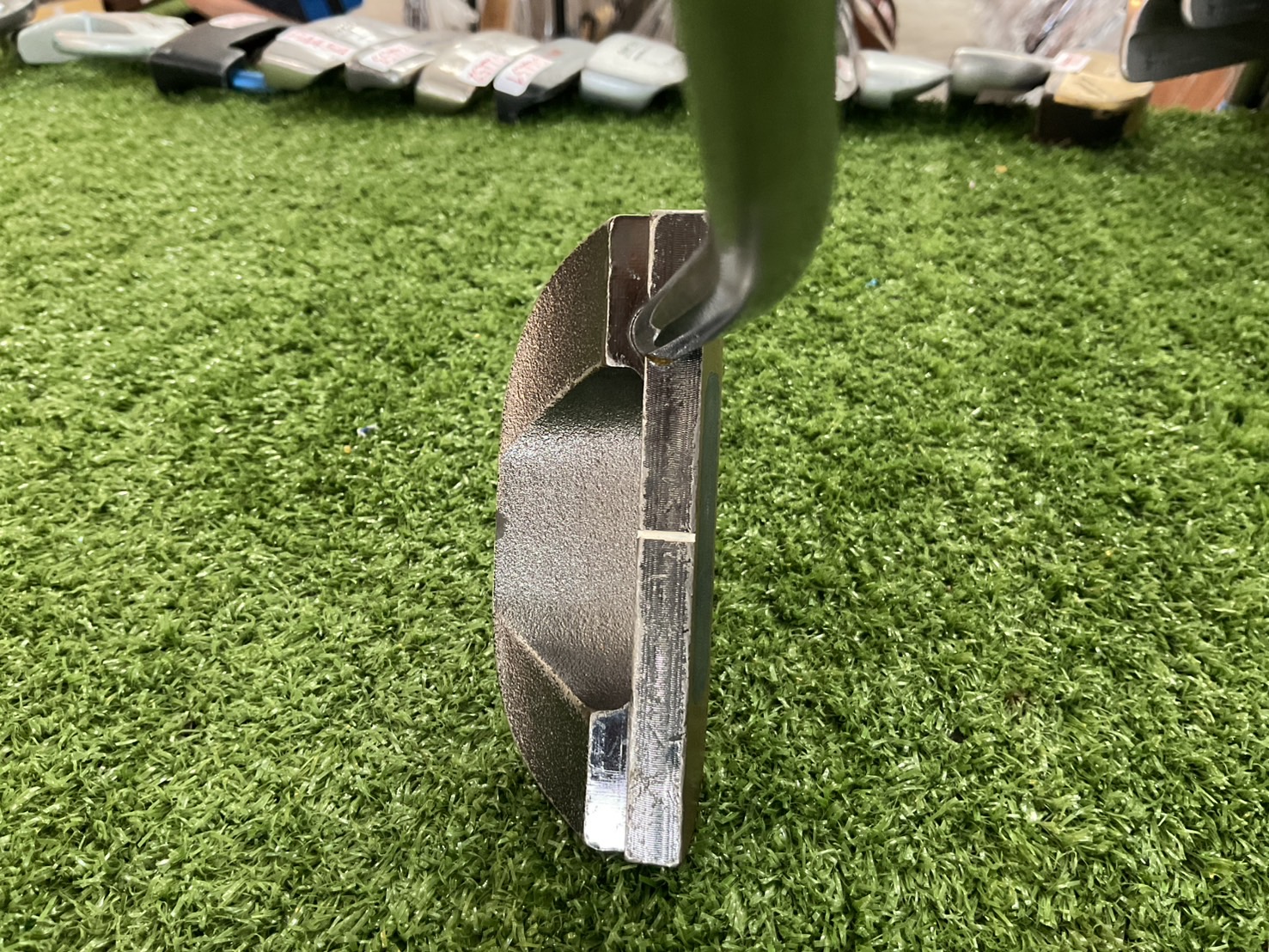 PUTTER Mizuno : NEC ก้านเหล็ก
