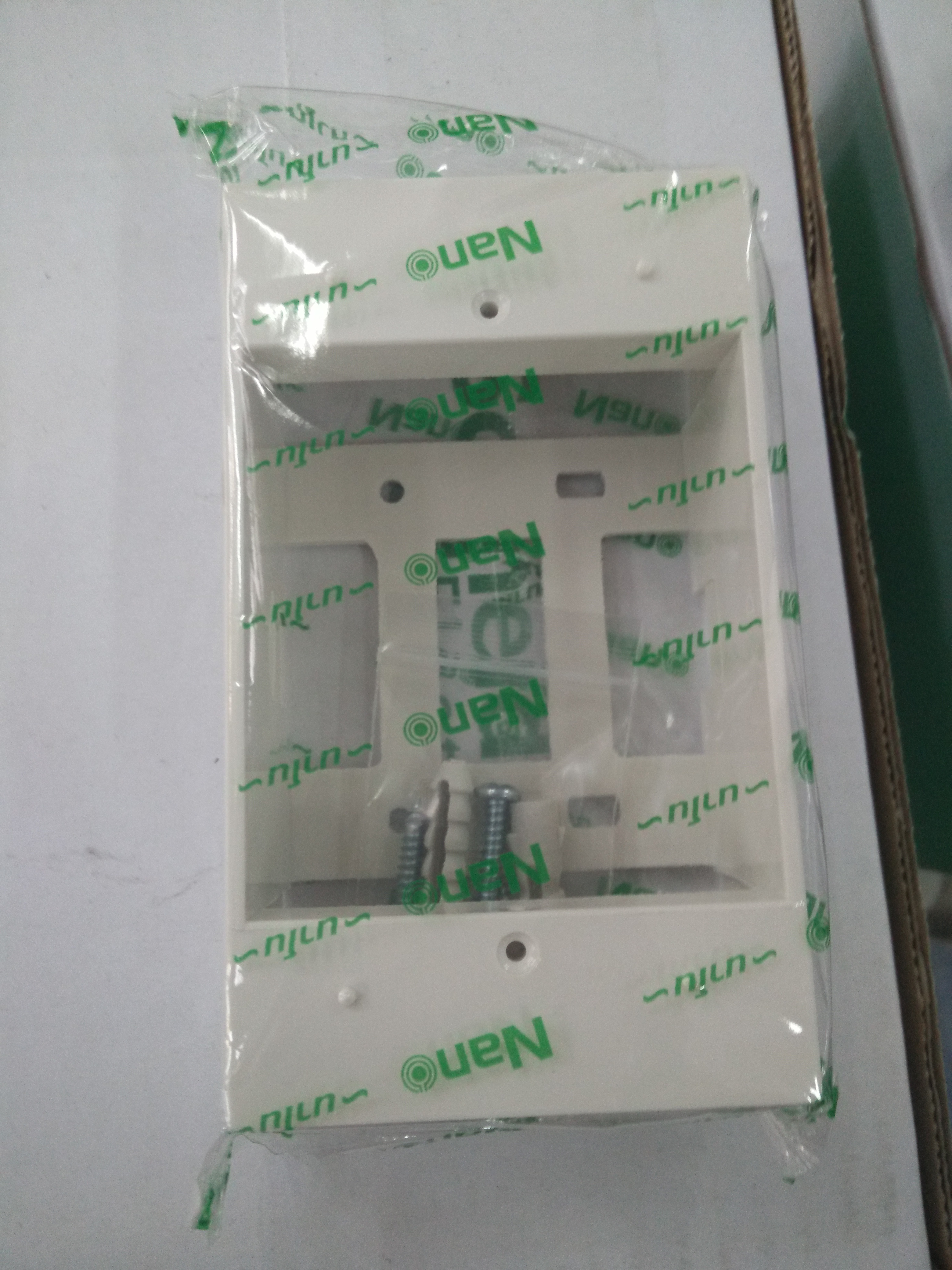 กล่องลอย 2x4 nano