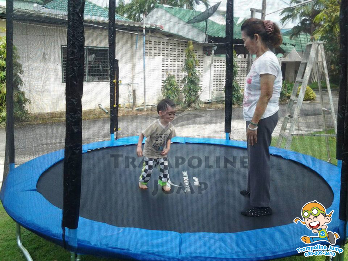 แทรมโพลีน 10 ฟุต สปริงบอร์ดออกกำลังกาย เพิ่มความสูง สำหรับ เด็ก 4 คน