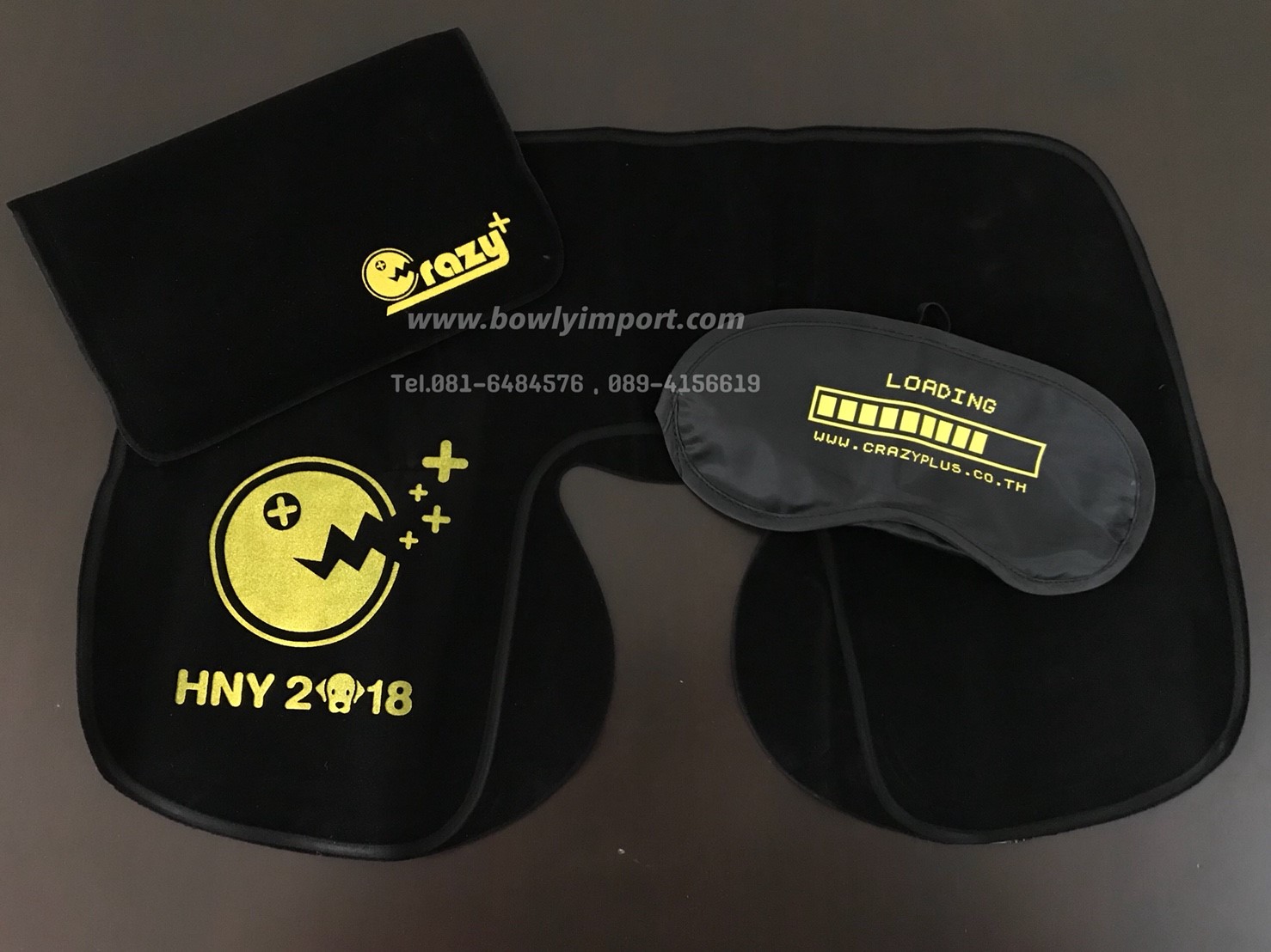 หมอนรองคอเป่าลม เนื้อผ้ากำมะหยี่ พร้อมสกรีนโลโก้