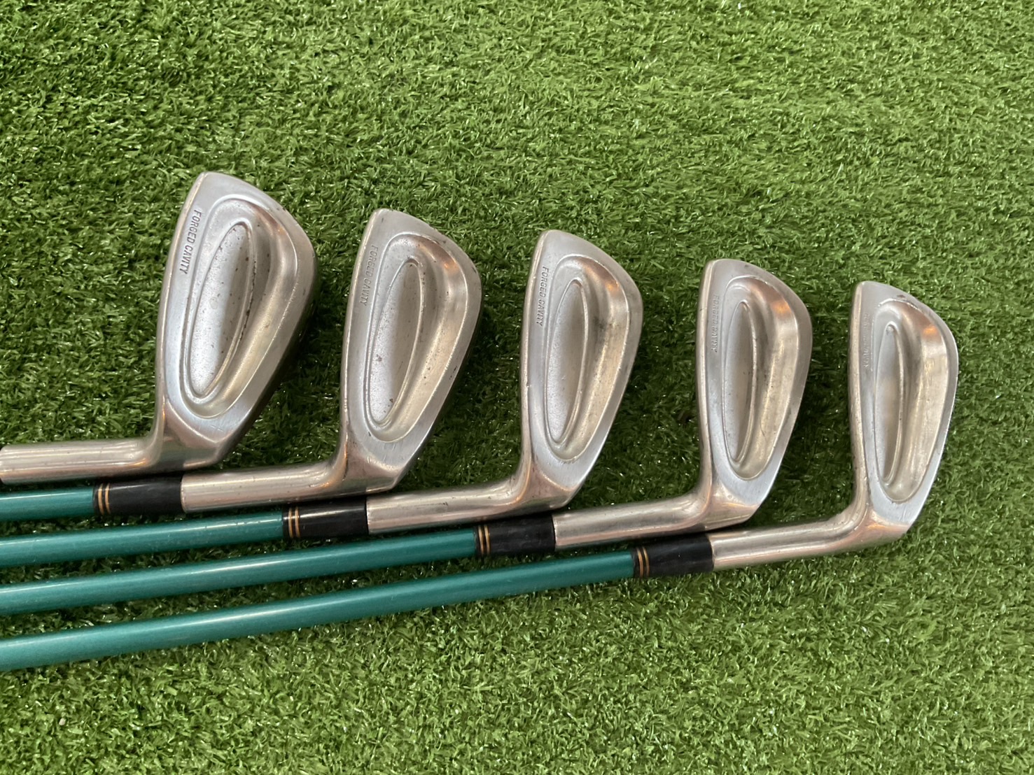 ไม้กอล์ฟ FORGED CAVITY : BORON-350 ก้านกราไฟร์