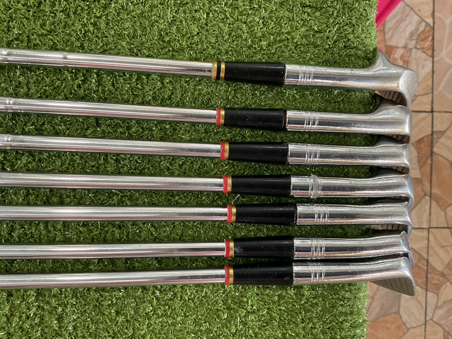 ไม้กอล์ฟ Wilson : 300+1 HEAD LINER ก้านเหล็ก