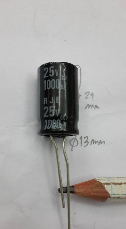 ขาย 1000UF25V DC 105C คาปาซิเตอร์ อิเล็กทรอไลท์ ชนิด105องศา ขนาด 13MMX21MM 13X21มม. C 1000UF25V105C CAPACITOR ELECTROLIFE ยี่ห้อ ราคา ตัวะ หน่วย . . . . บาท