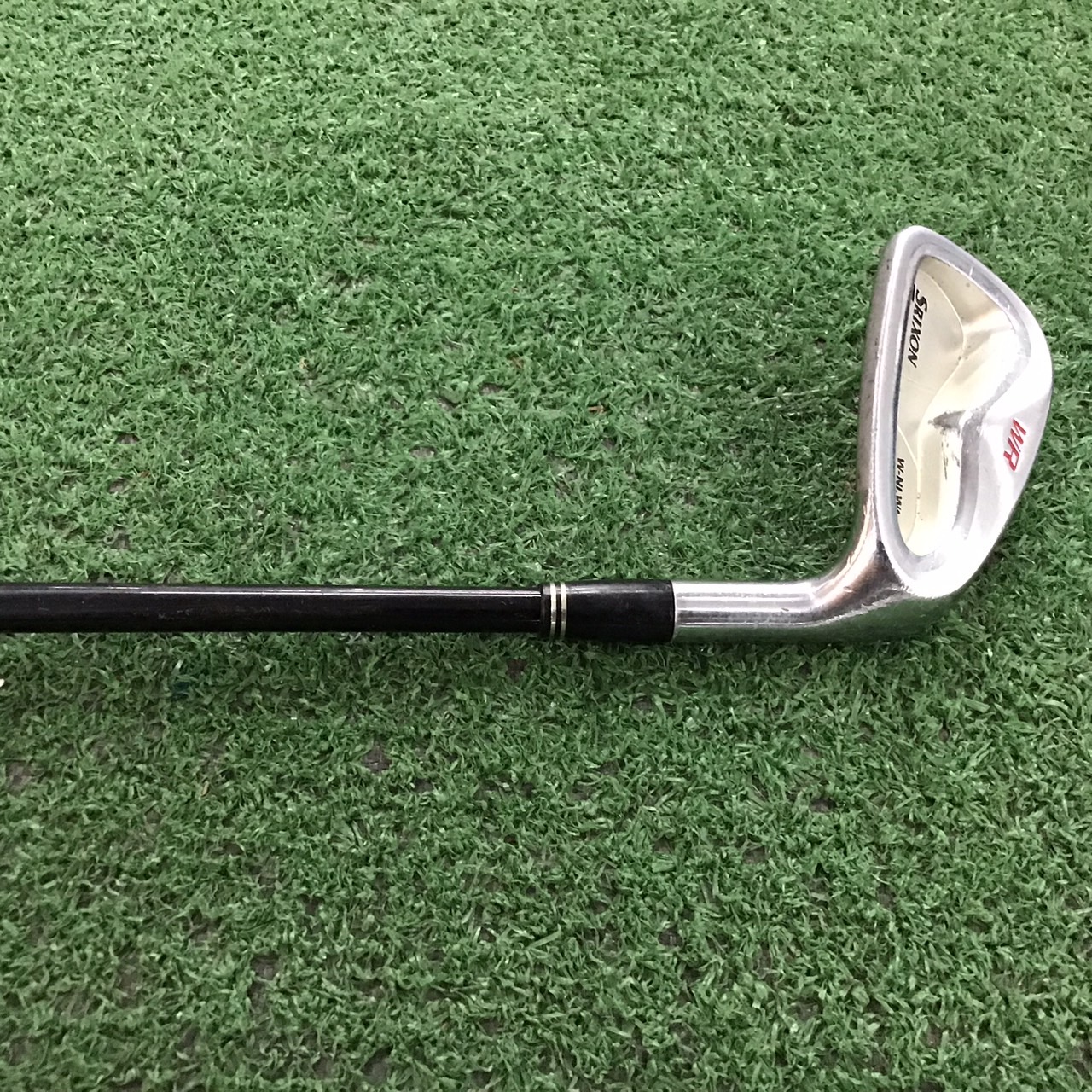 Iron 9 SRIXON : WR W-NI.Wt. / SV-3011J ก้านกราไฟร์