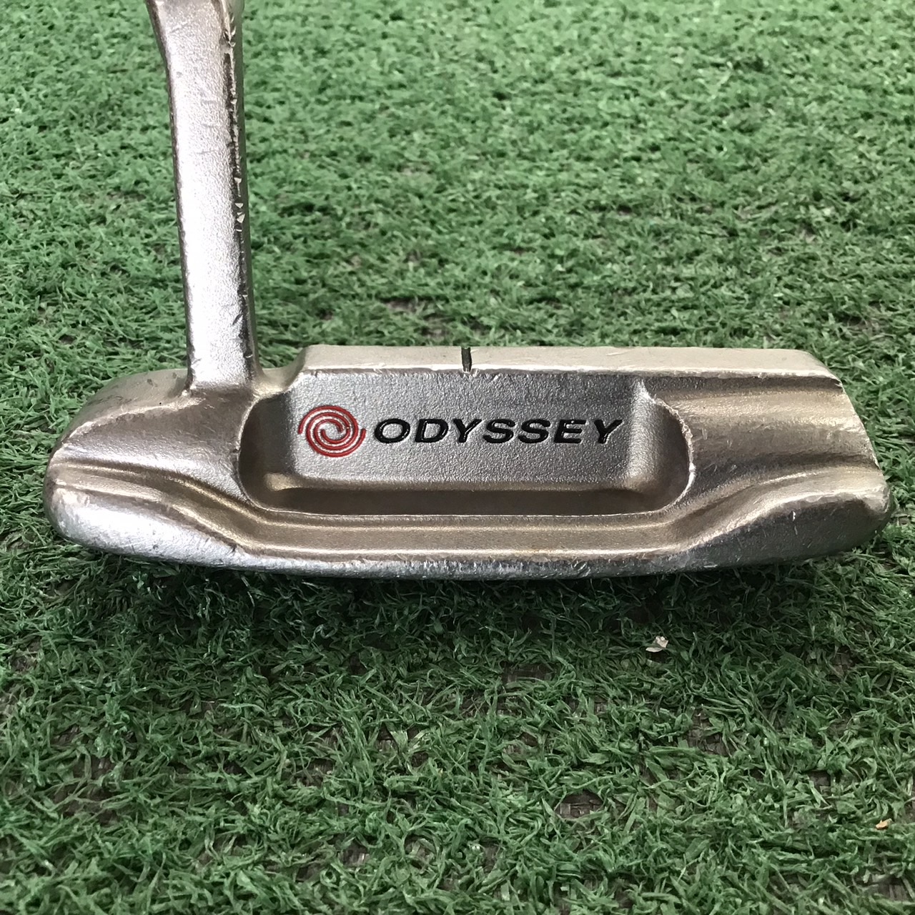 PUTTER ODYSSEY : DF™ 330 ก้านเหล็ก