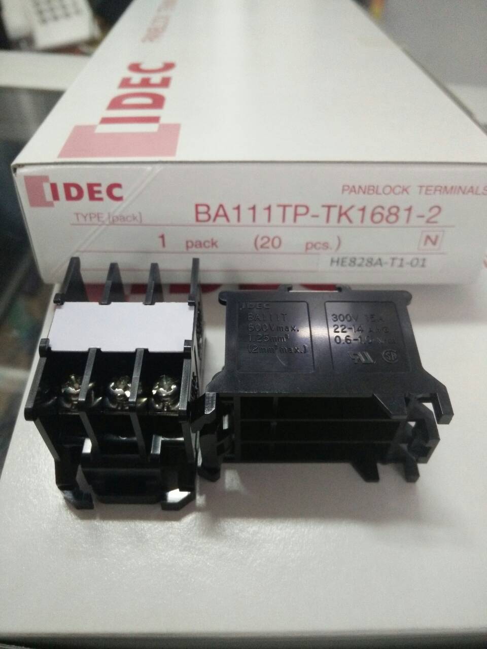 เทอร์มินอลบล๊อค BA111T IDEC