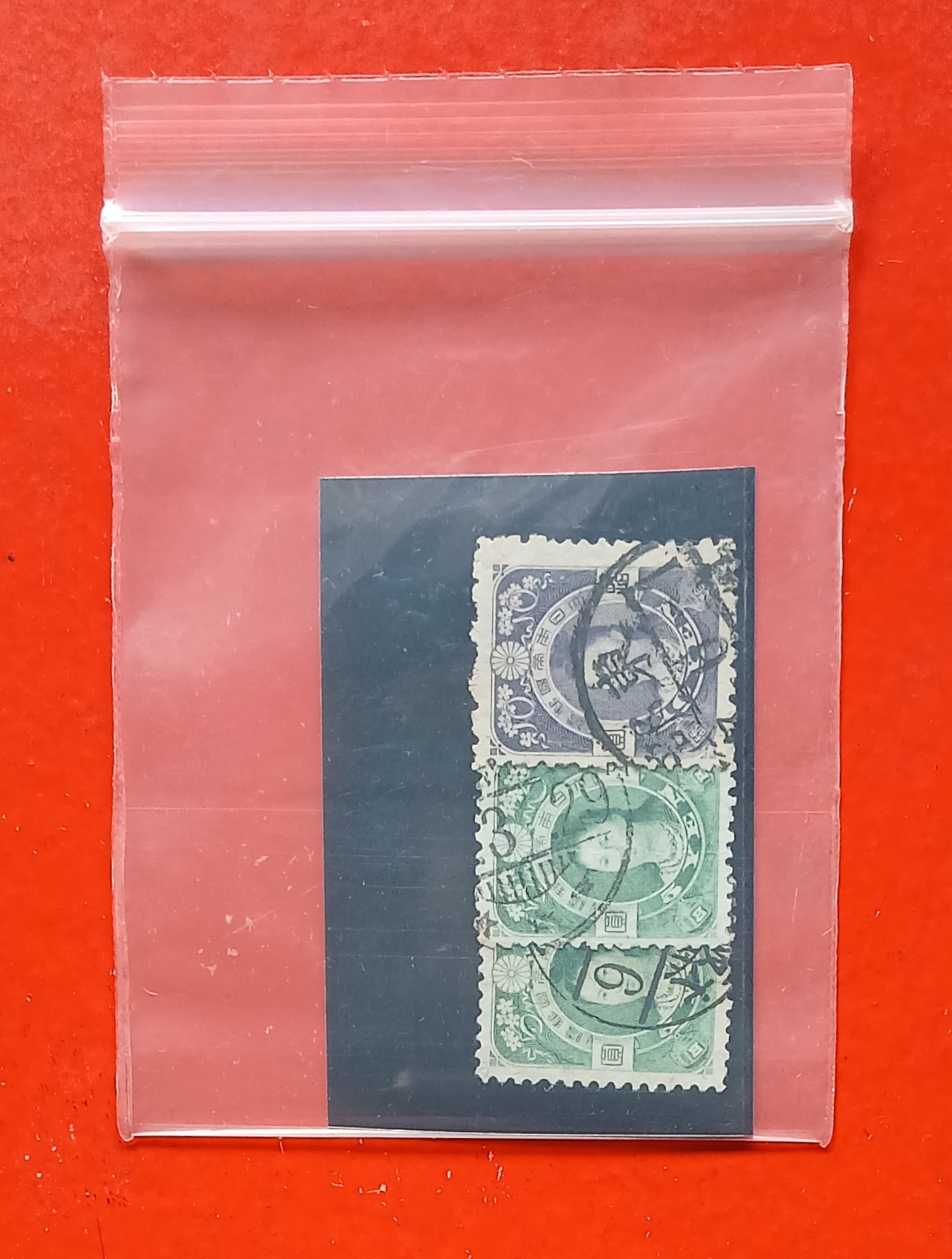 s3461-JAPAN 1914 Empress JINGU , Watermark. แสตมป์ญี่ปุ่น จักรพรรดินี จิงกู พ.ศ.2457 มีลายน้ำ ...ชุด 2 ดวง +ตกเศษหนึ่งดวง ใช้แล้ว เก่าดีปีลึก ...แถมฟรี!! 2 ซองจดหมาย ติดแสตมป์ต่างประเทศส่งมาไทย